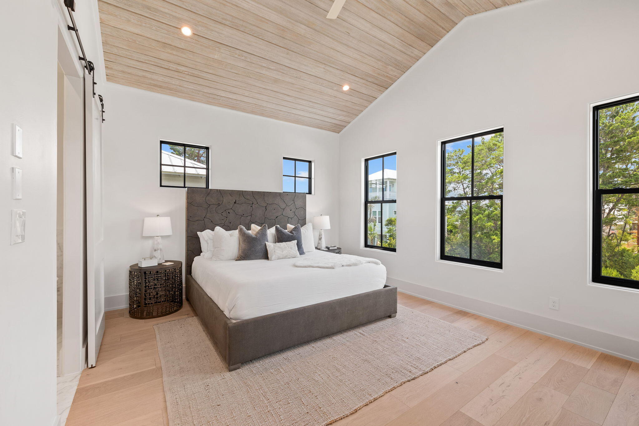 64 Grande Pointe Drive