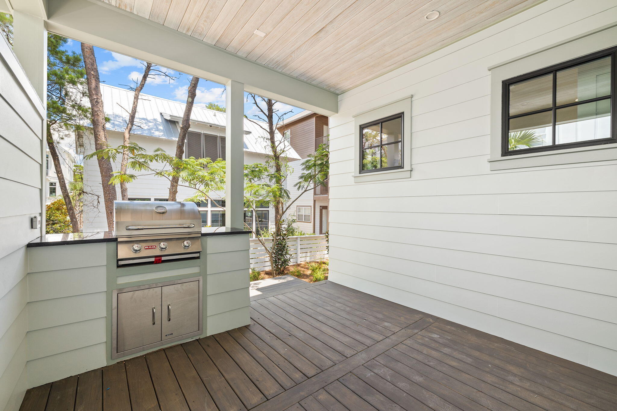 64 Grande Pointe Drive