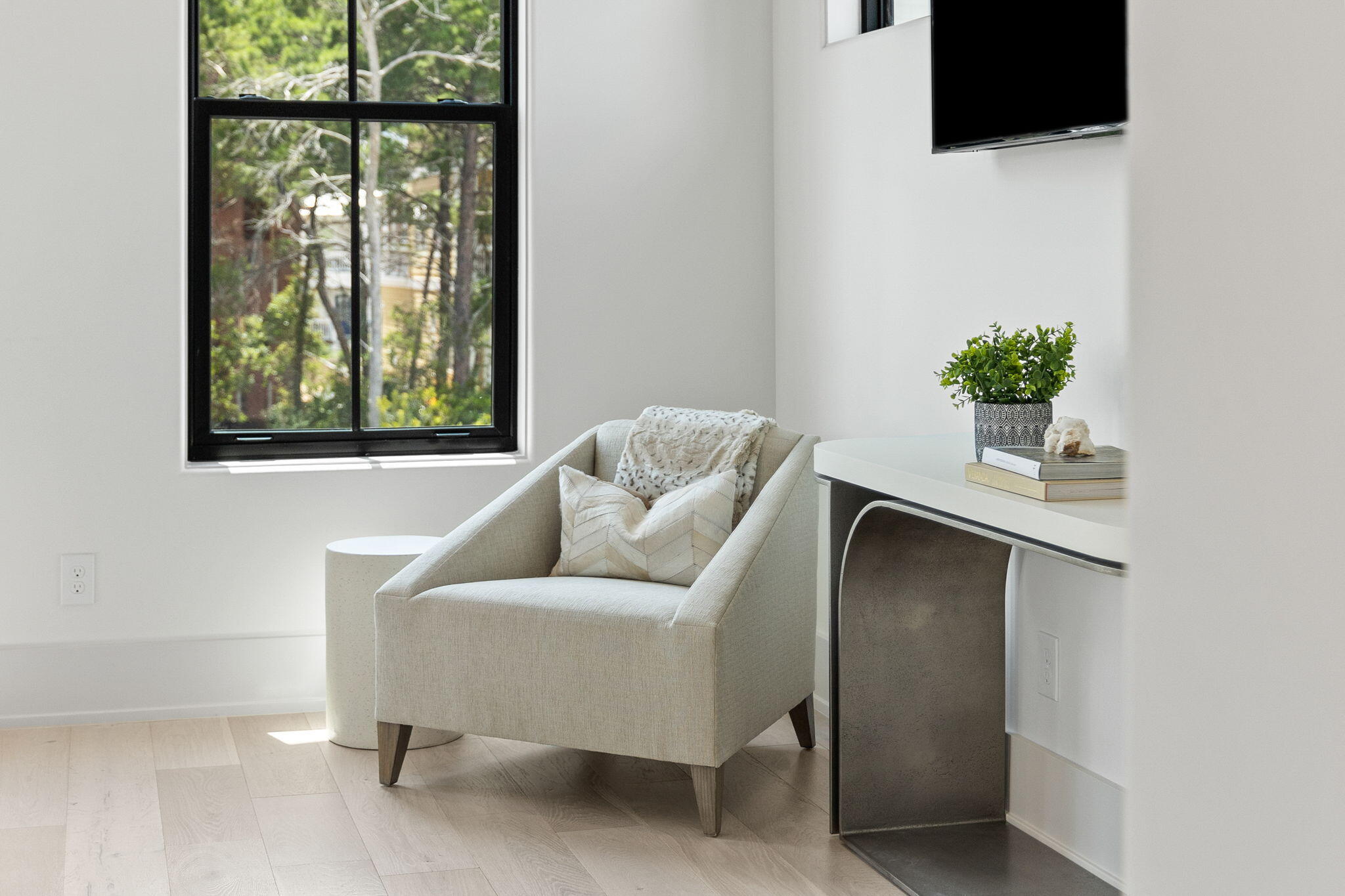 64 Grande Pointe Drive