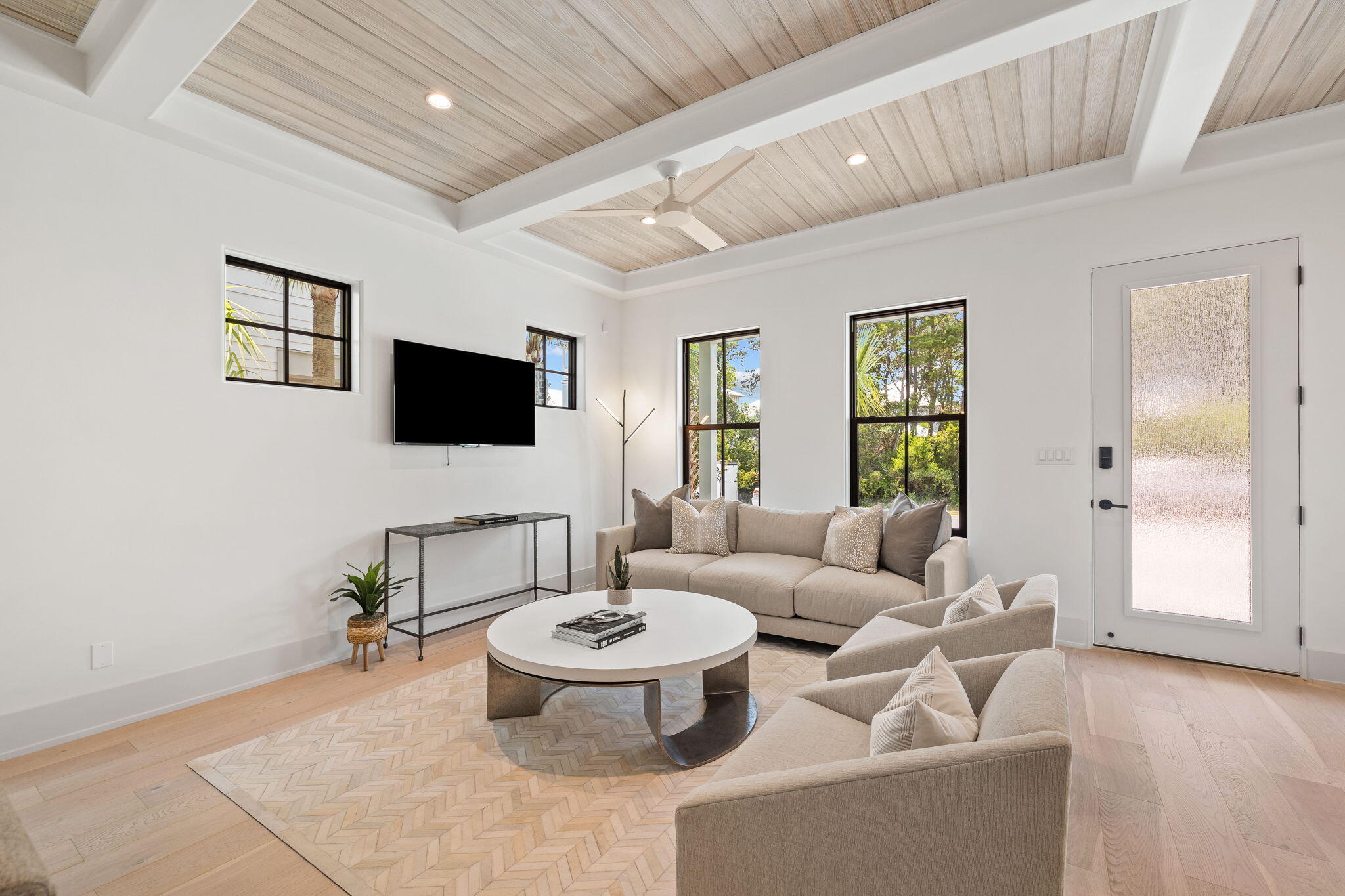 64 Grande Pointe Drive