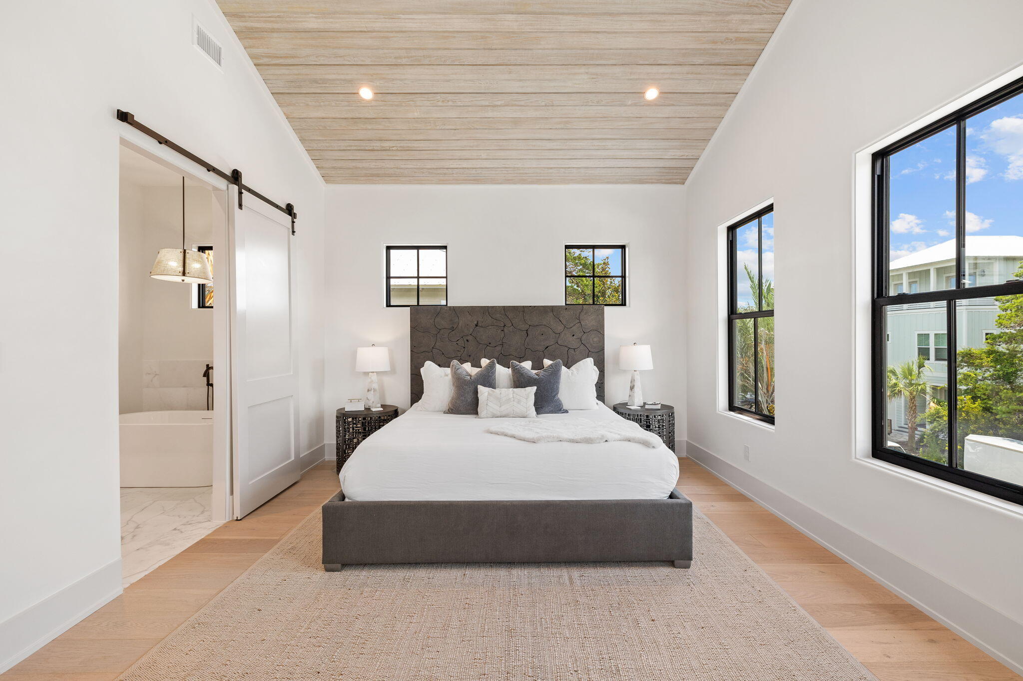 64 Grande Pointe Drive