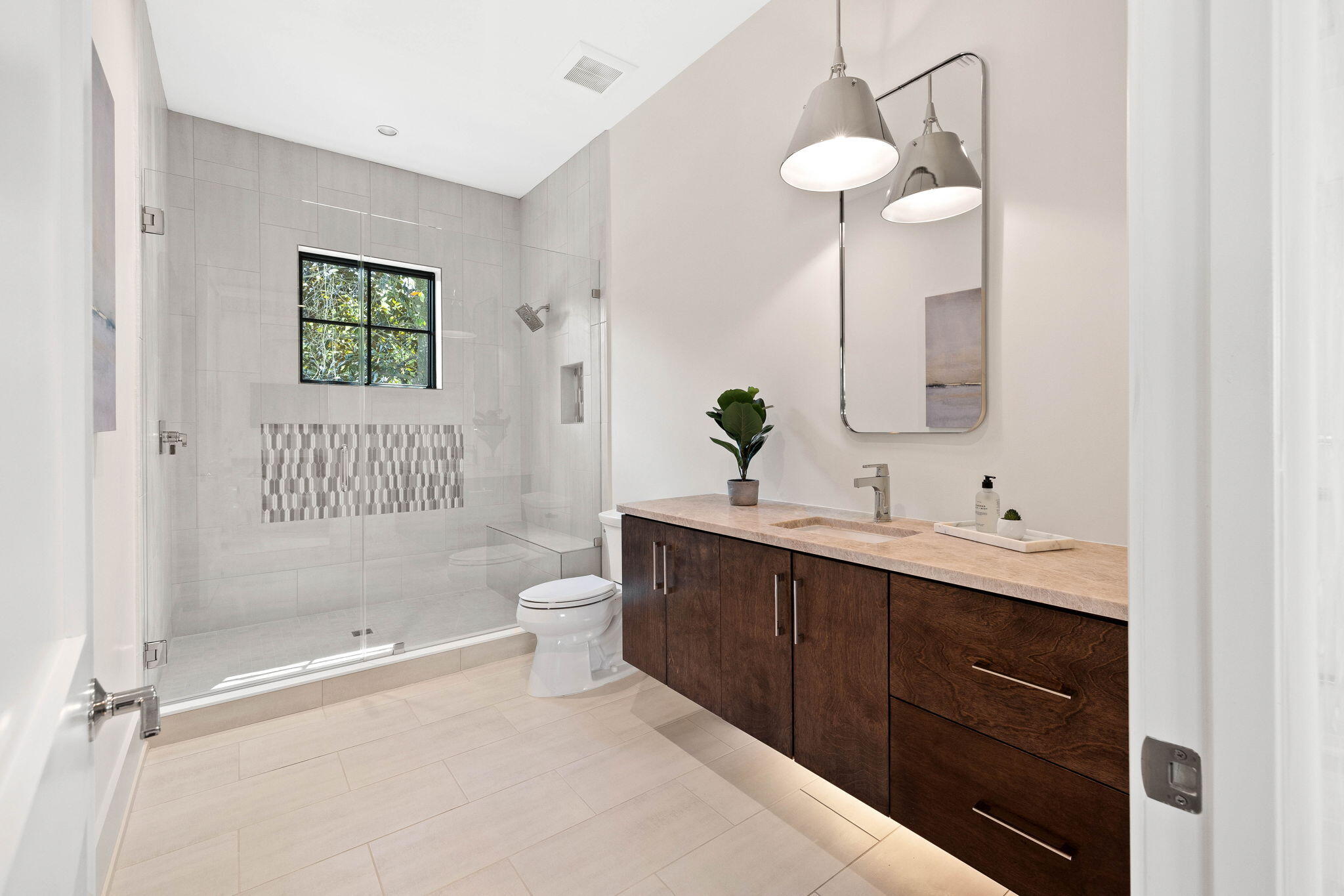 91 S Grande Pointe Drive