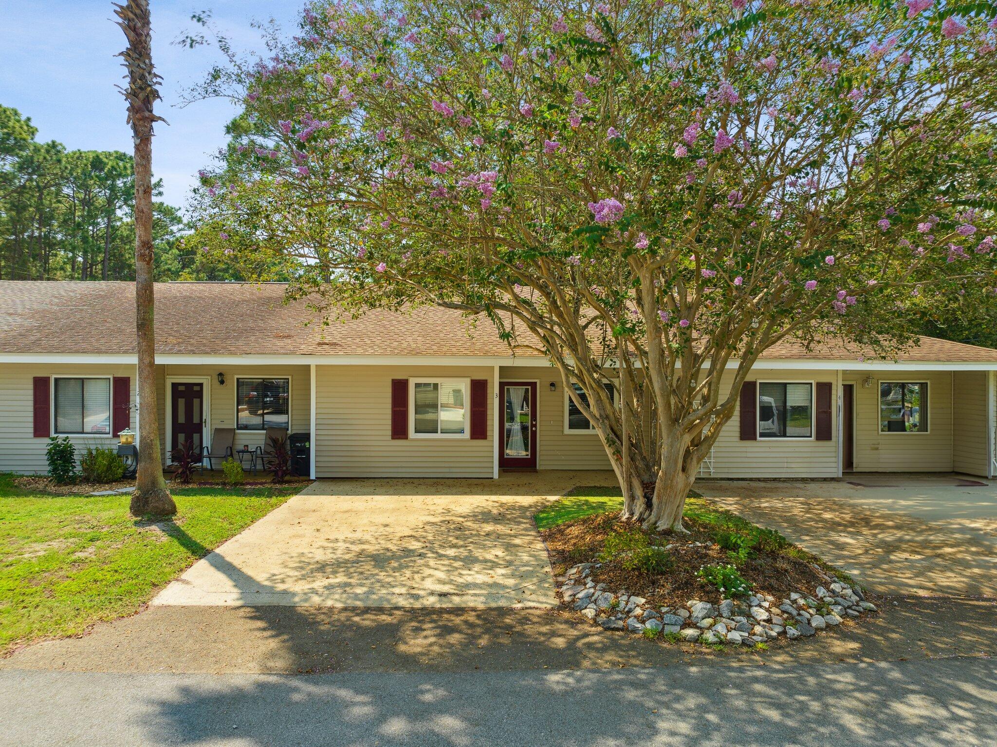 25 Blenheim Lane Unit: APT 3