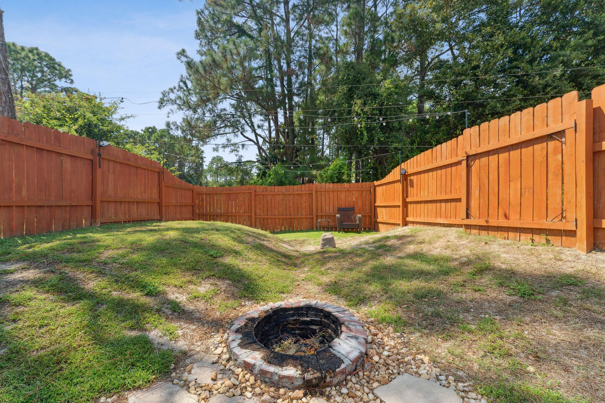 25 Blenheim Lane Unit: APT 3