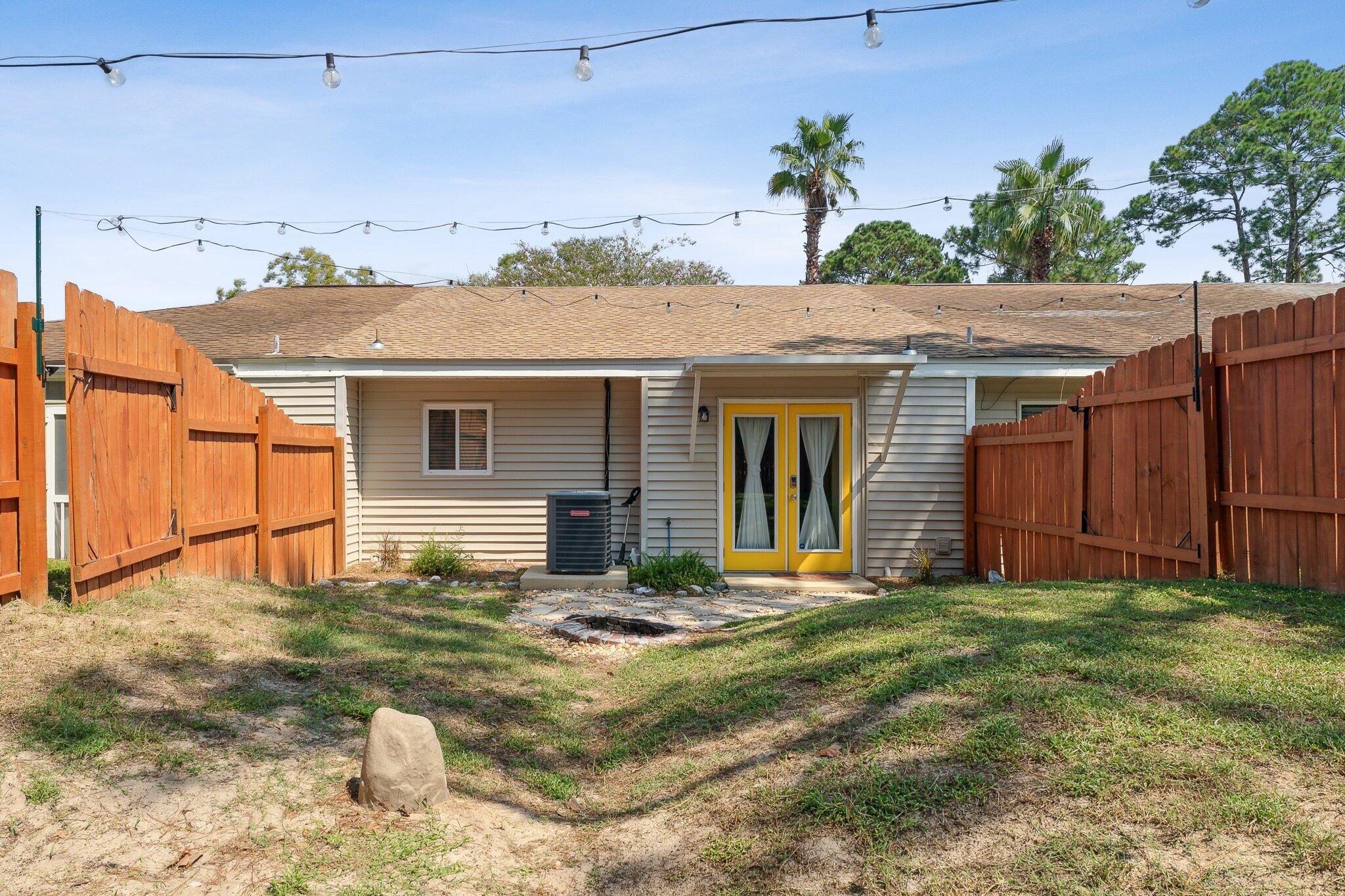 25 Blenheim Lane Unit: APT 3