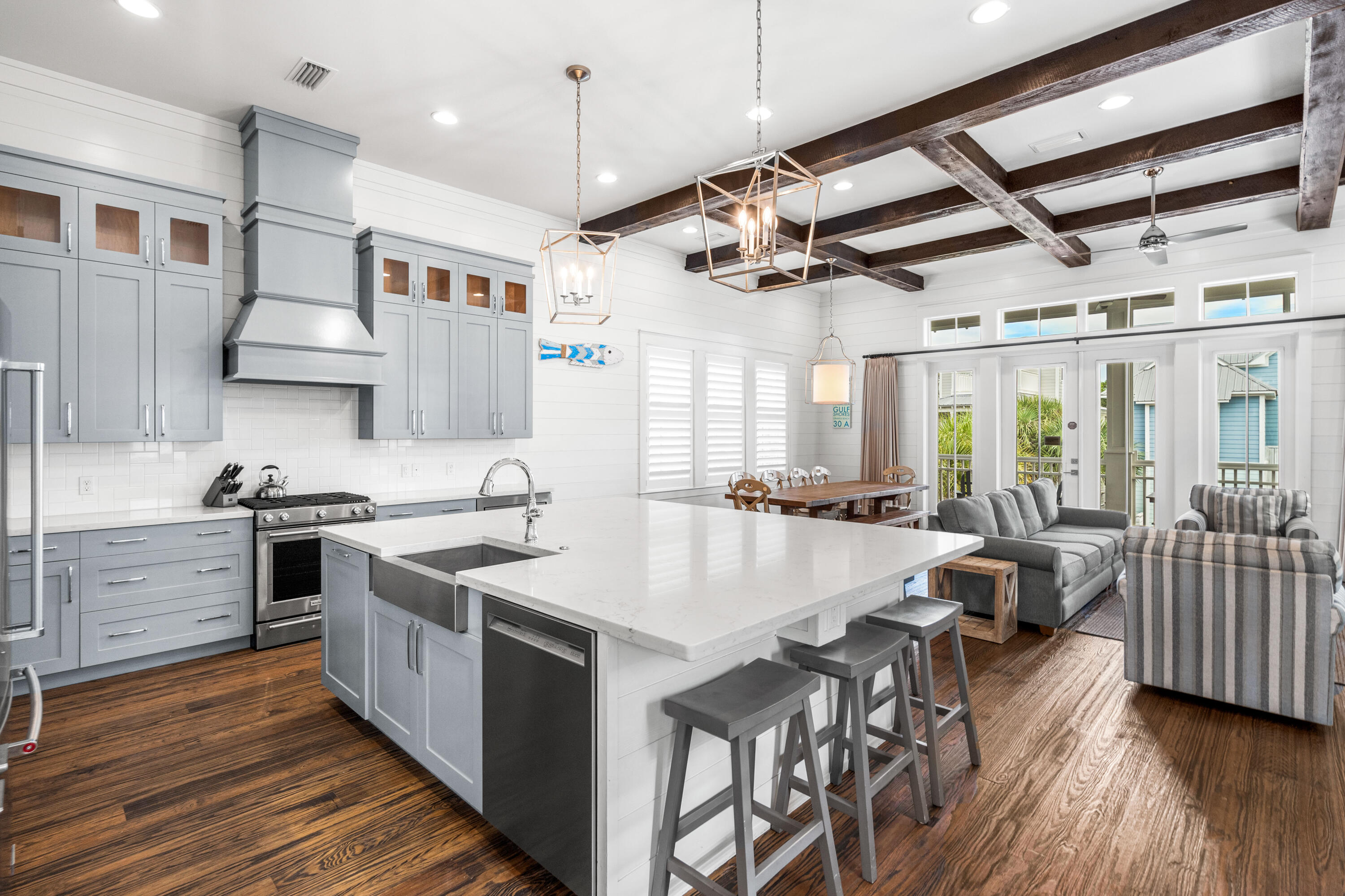 28 E Endless Summer Way