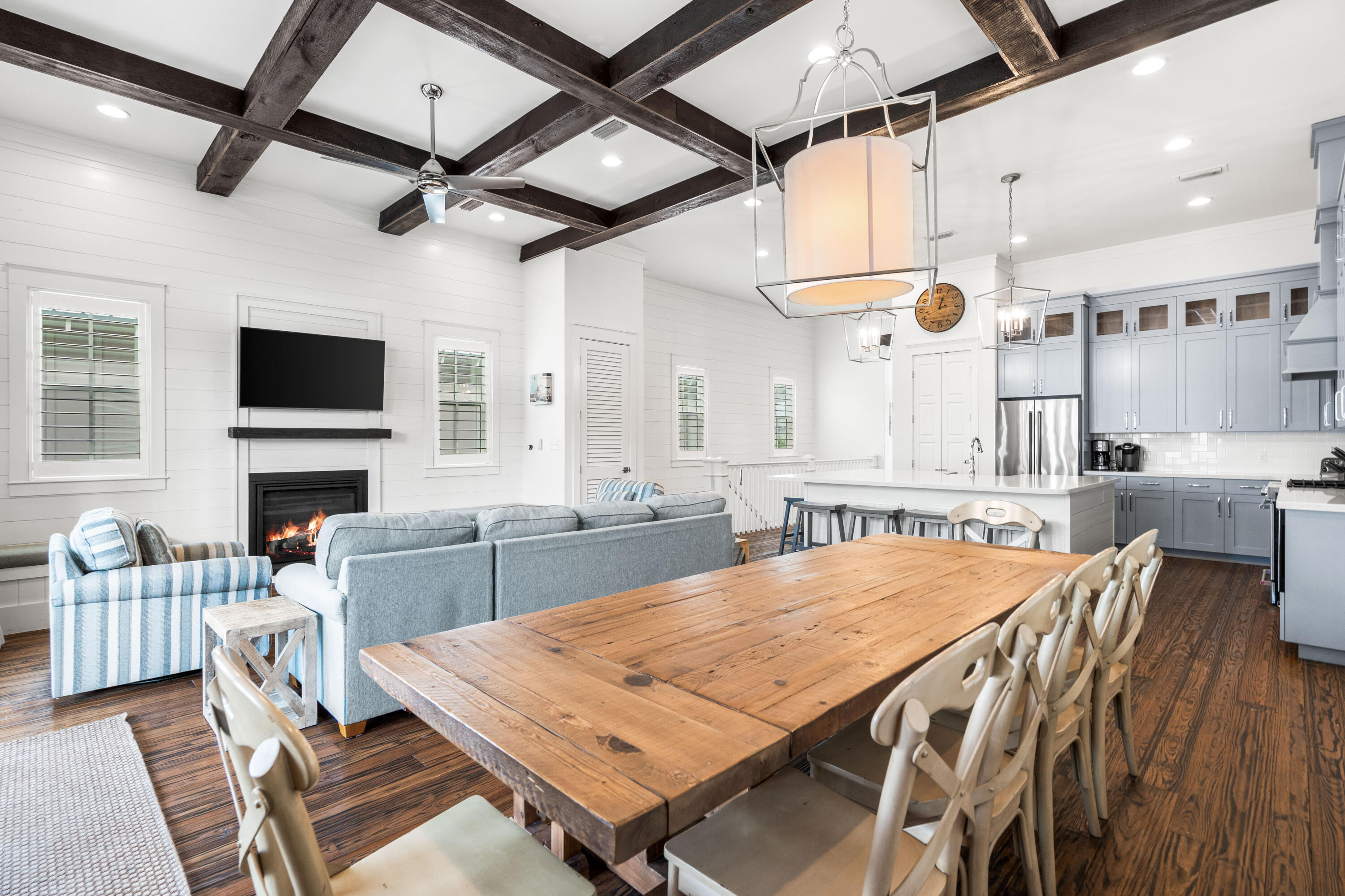 28 E Endless Summer Way