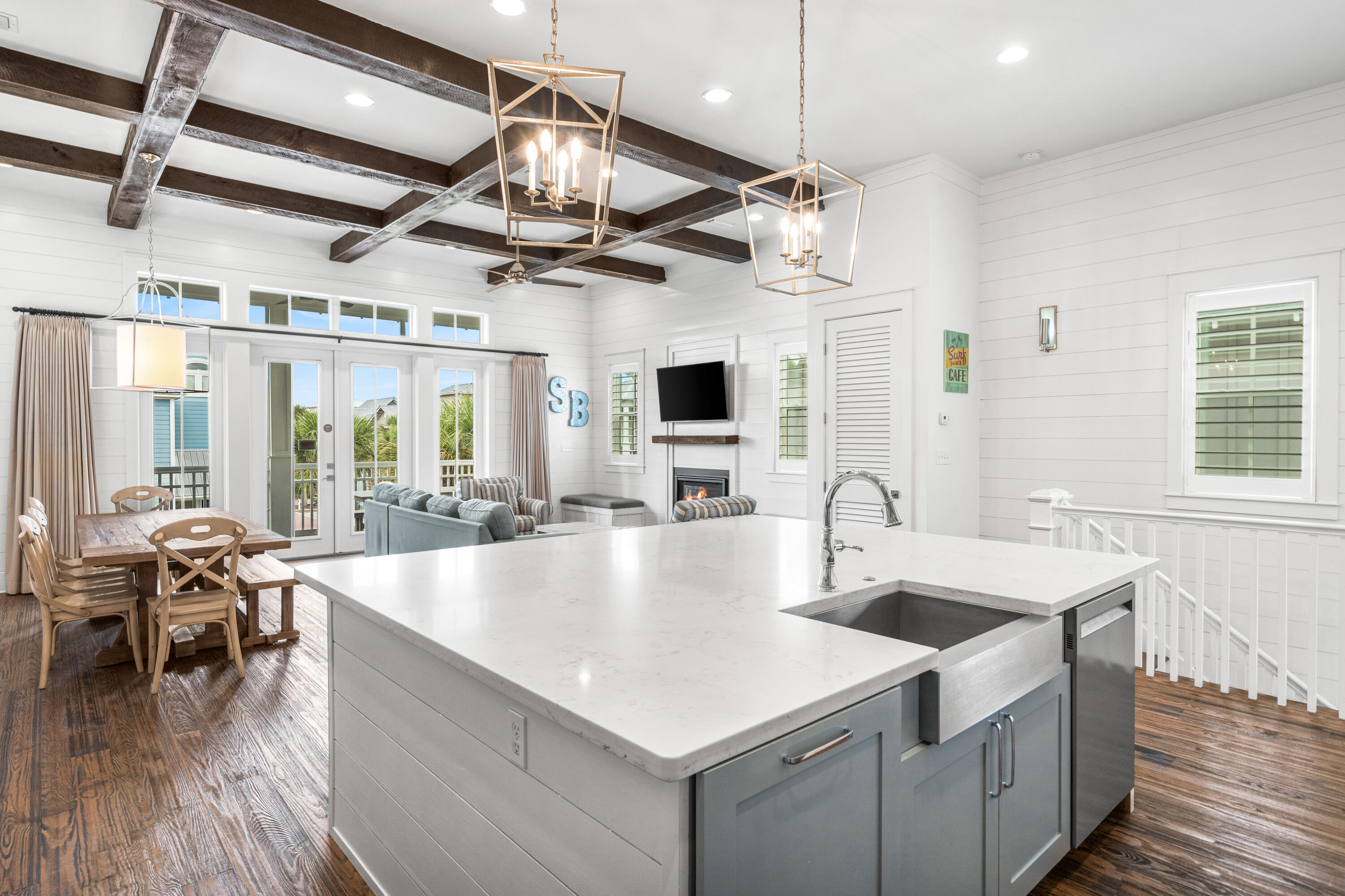 28 E Endless Summer Way