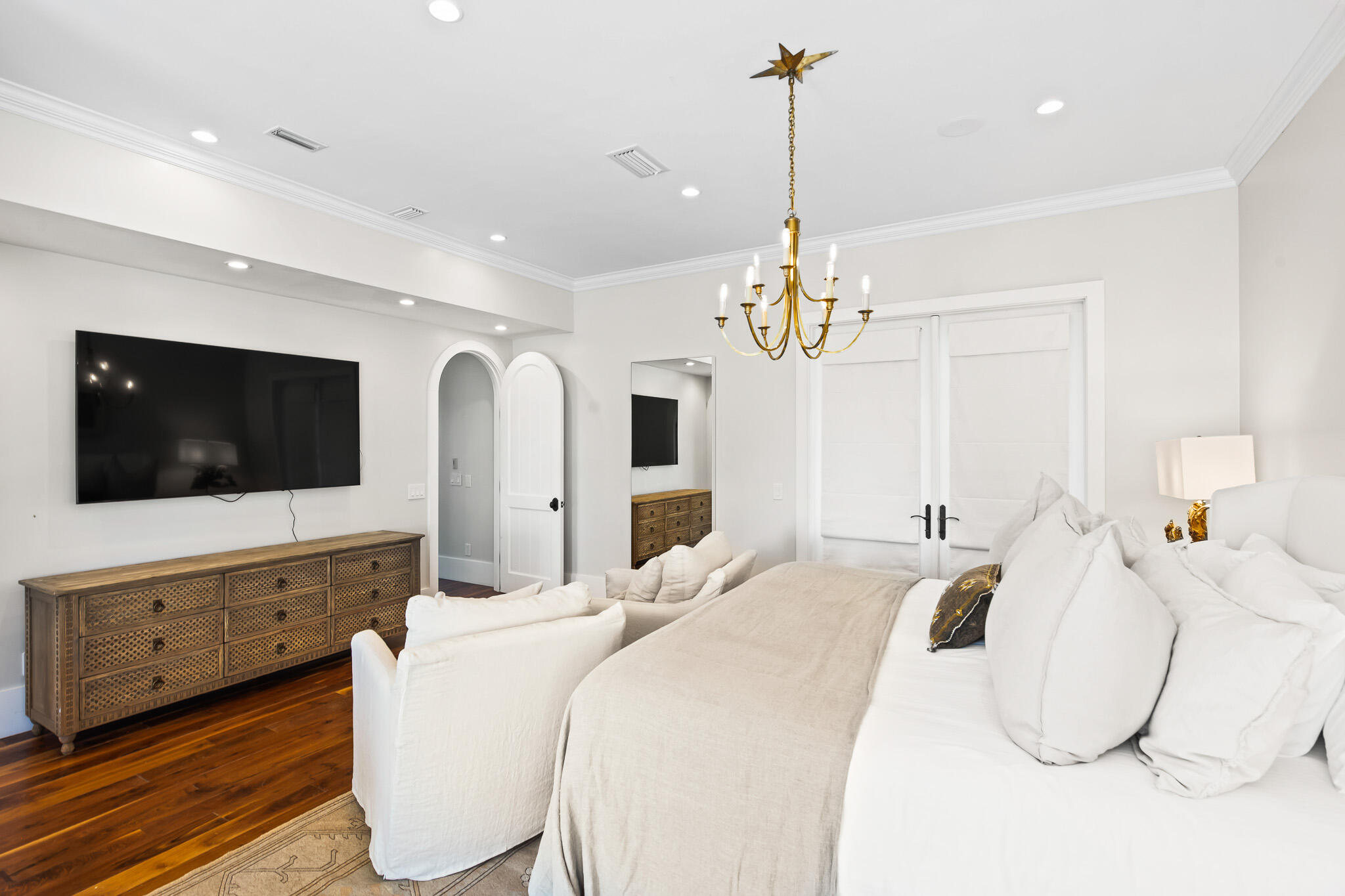 226 Paradise By The Sea Boulevard