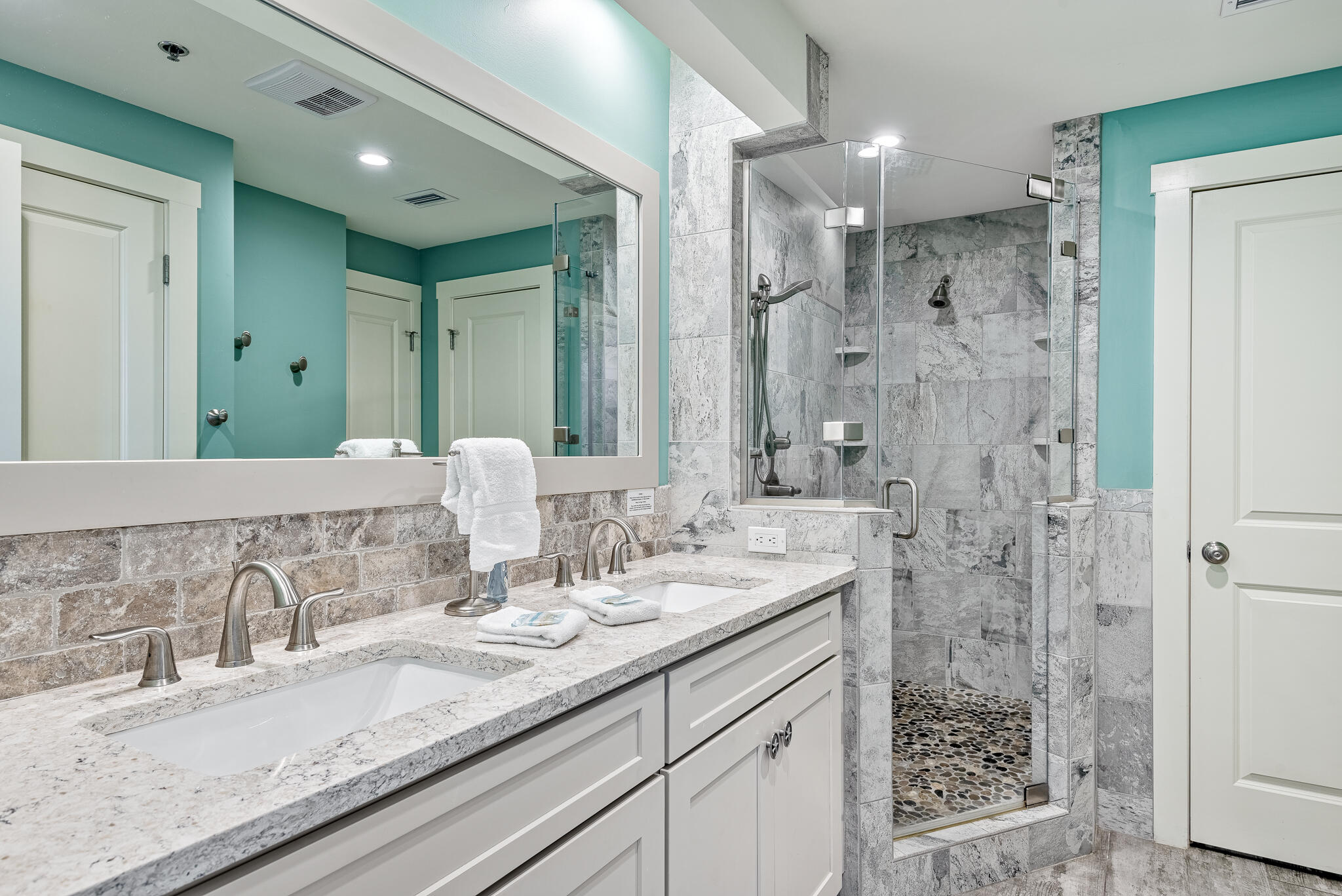 10254 E Co Highway 30A Unit: # 21W