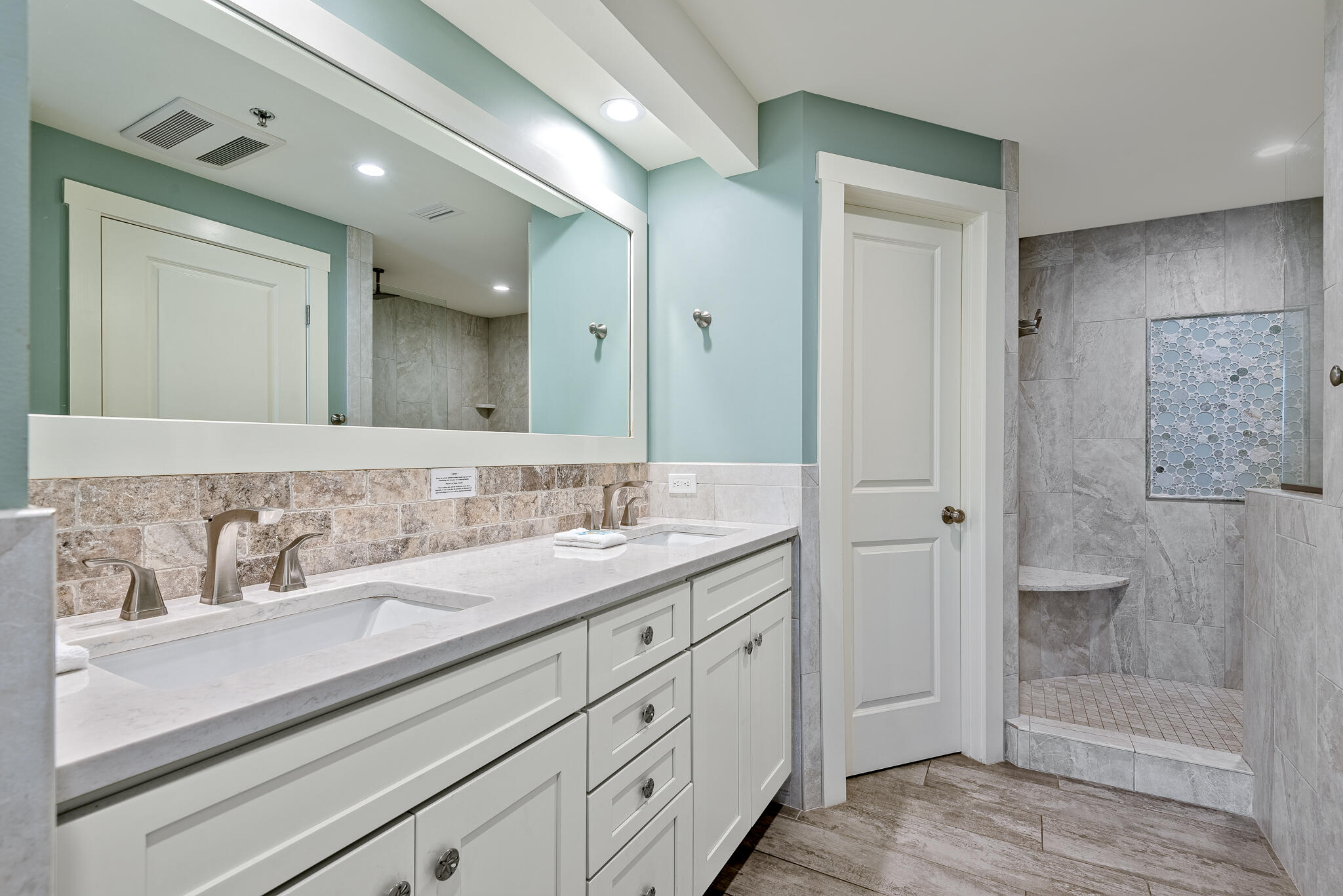 10254 E Co Highway 30A Unit: # 21W