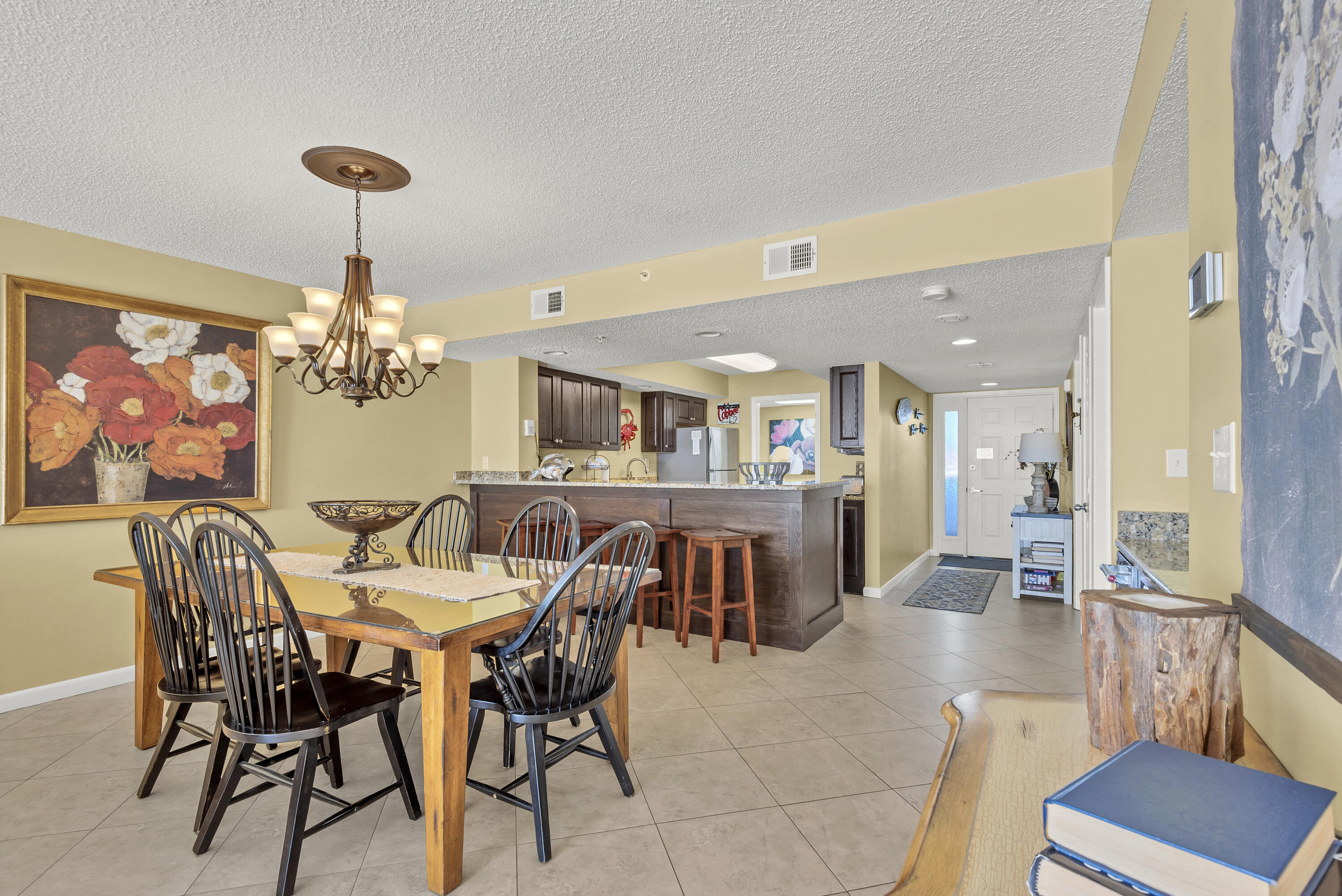 1180 Scenic Highway 98, 106