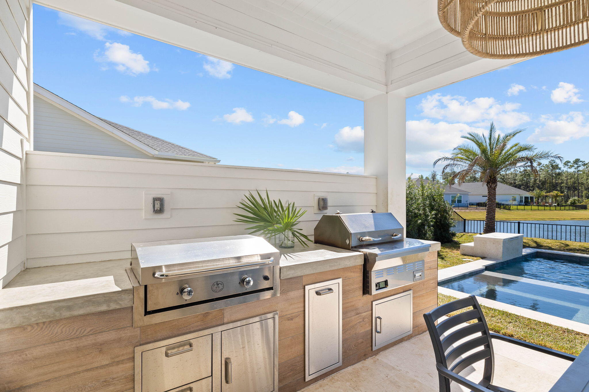 351 W Lafayette Road