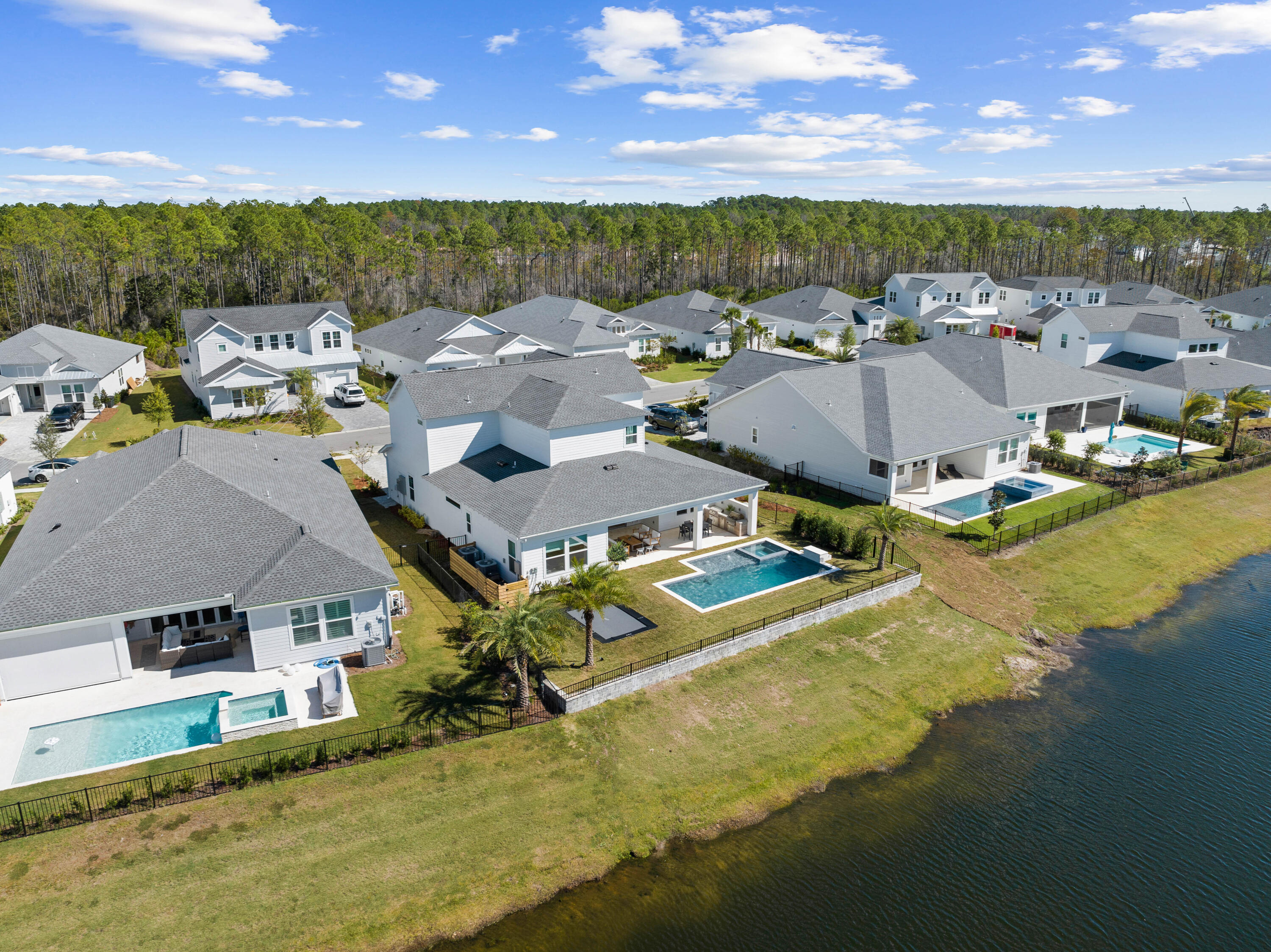 351 W Lafayette Road