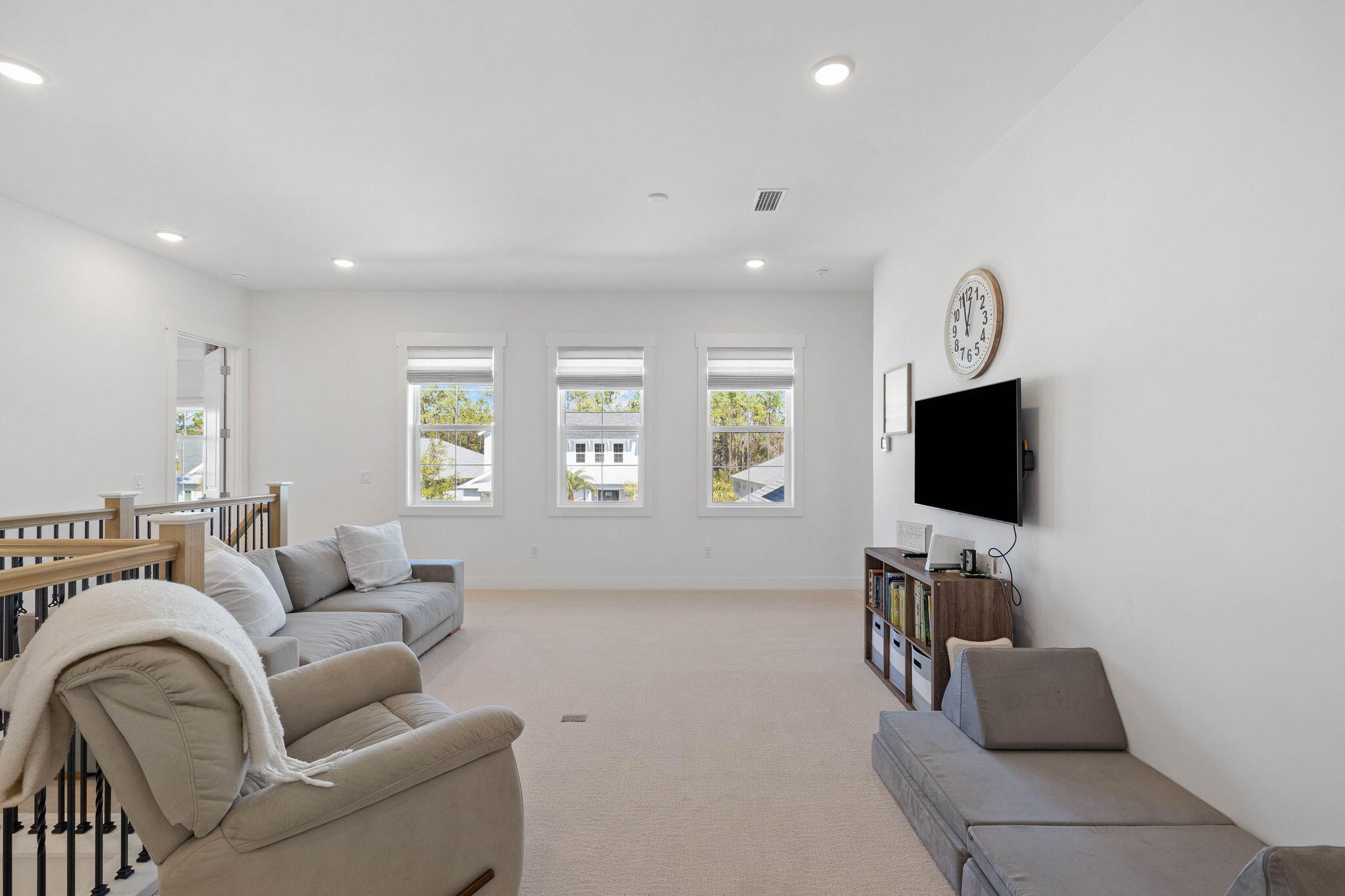 351 W Lafayette Road