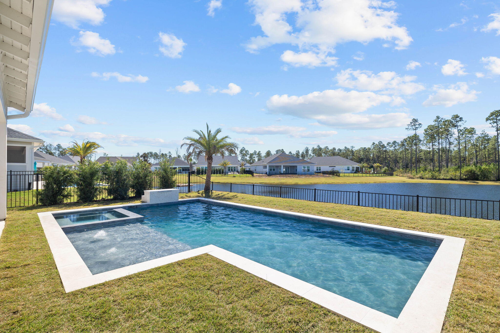 351 W Lafayette Road