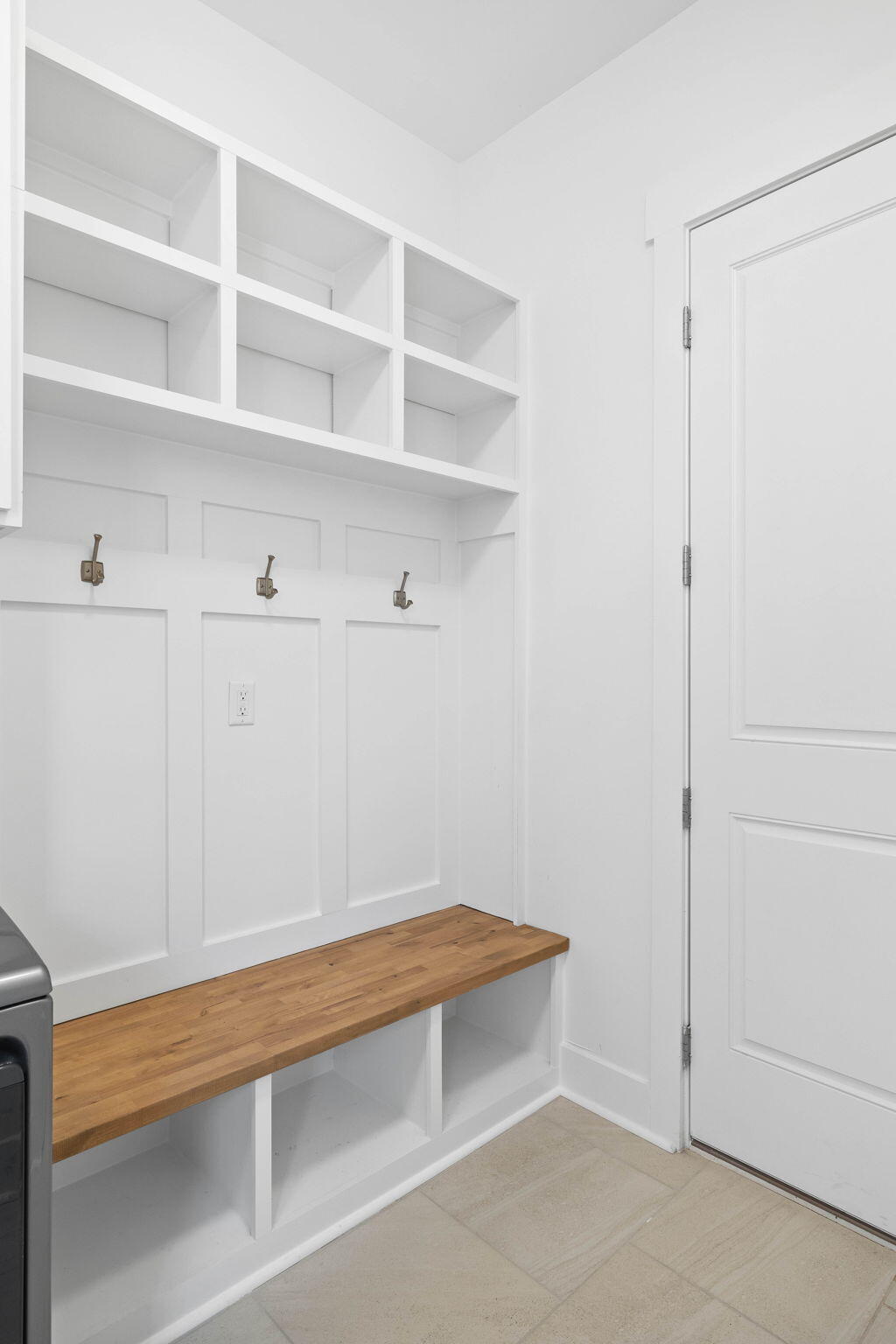 351 W Lafayette Road