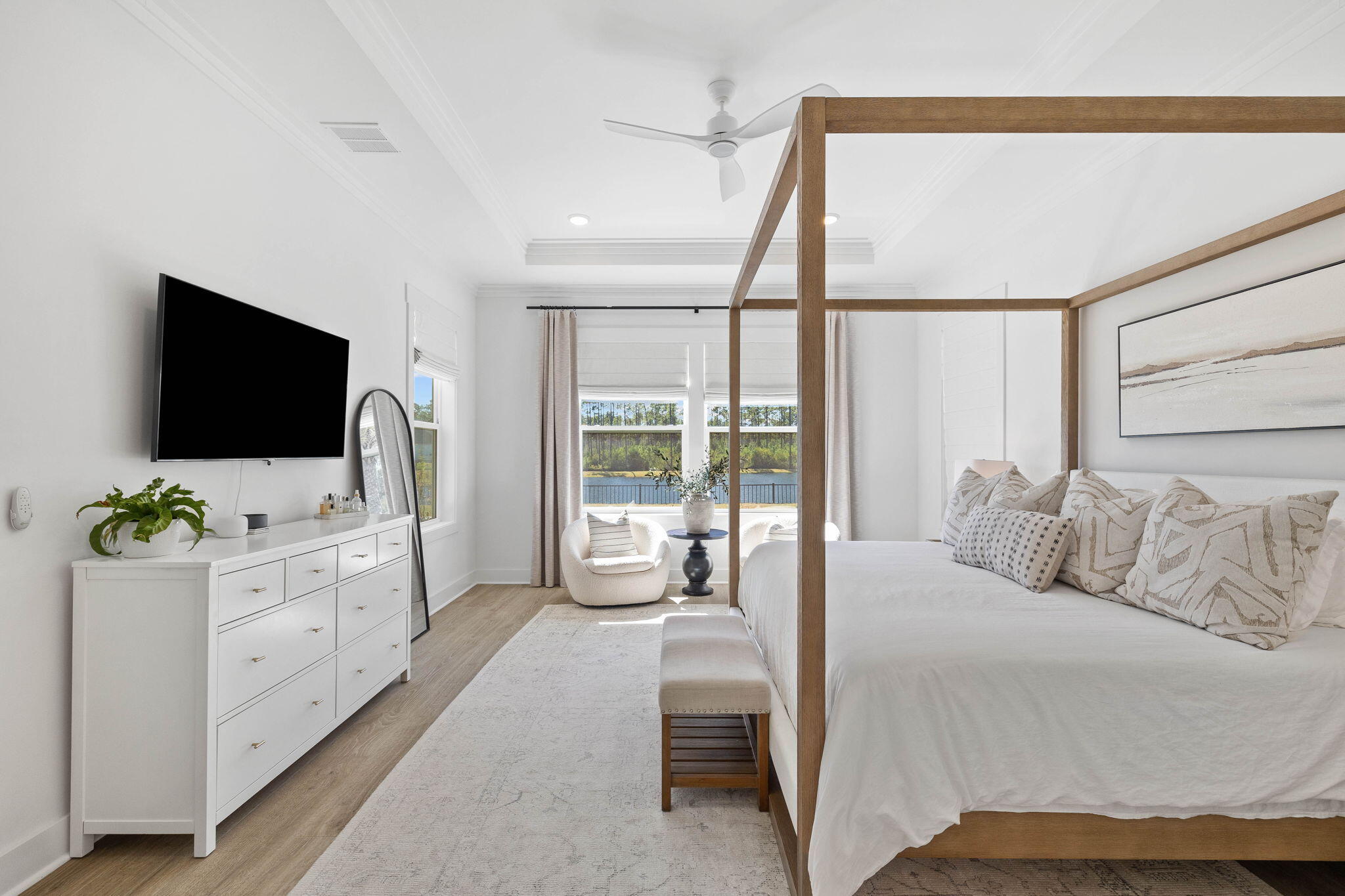 351 W Lafayette Road