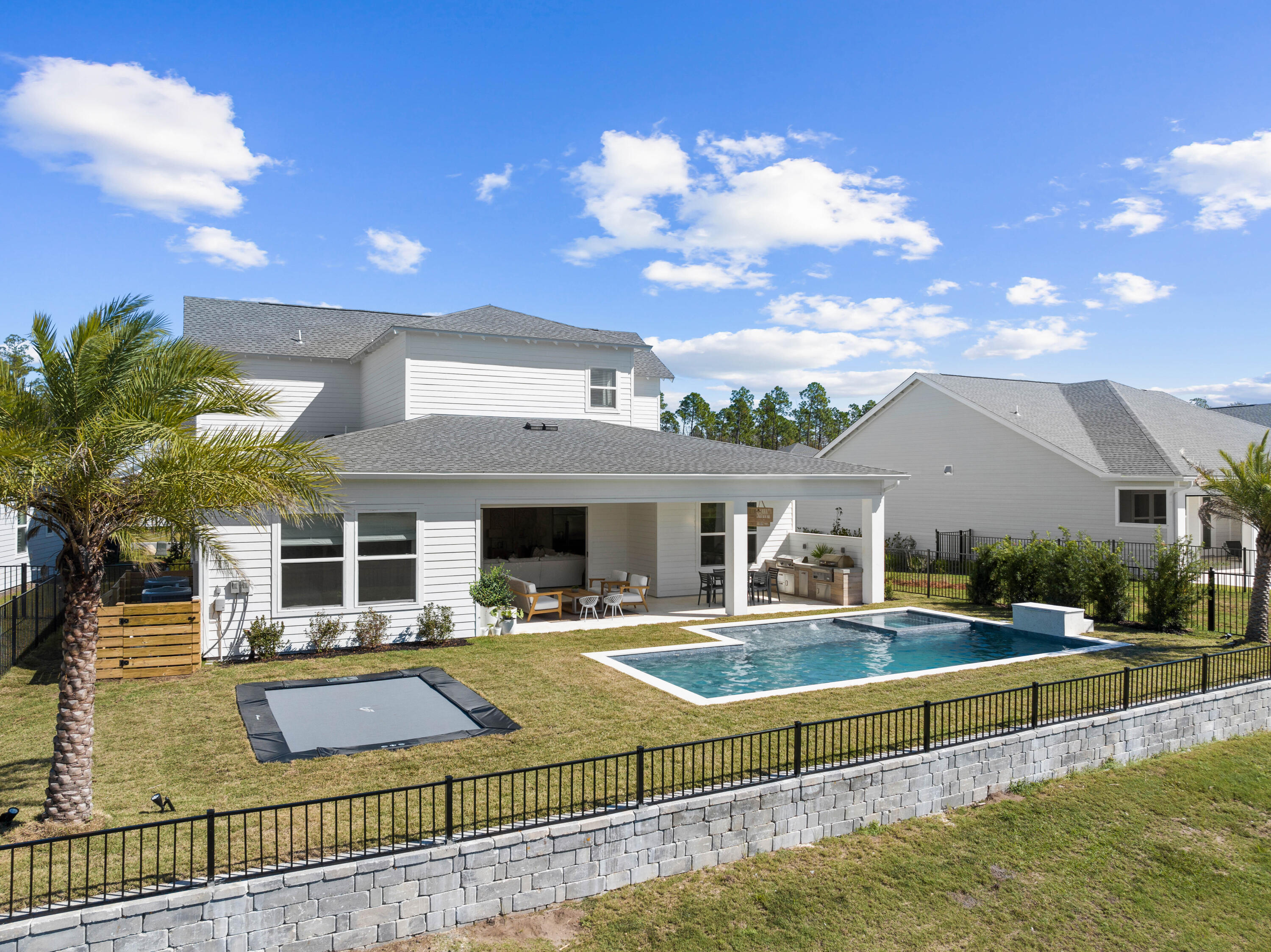 351 W Lafayette Road