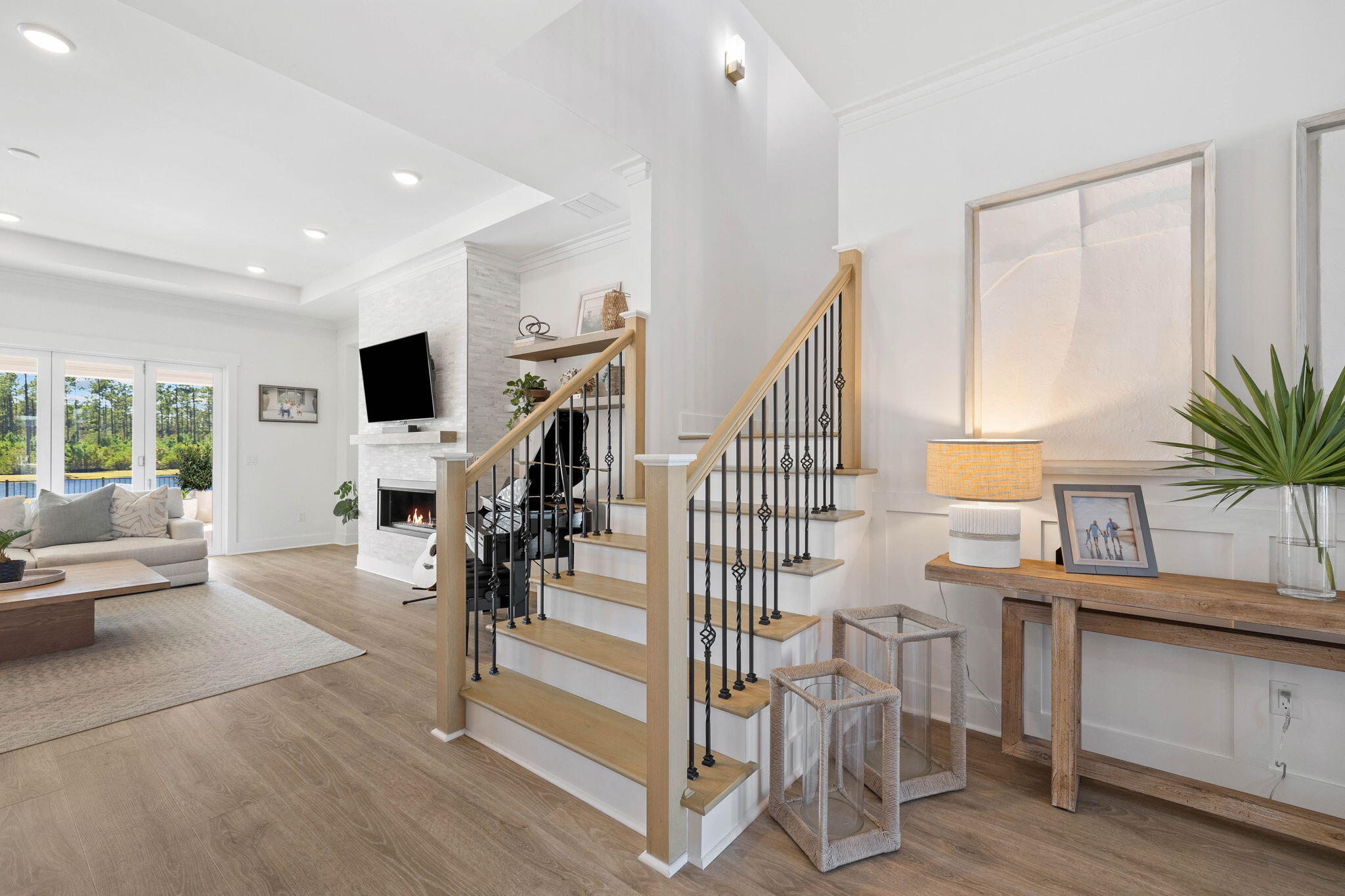 351 W Lafayette Road