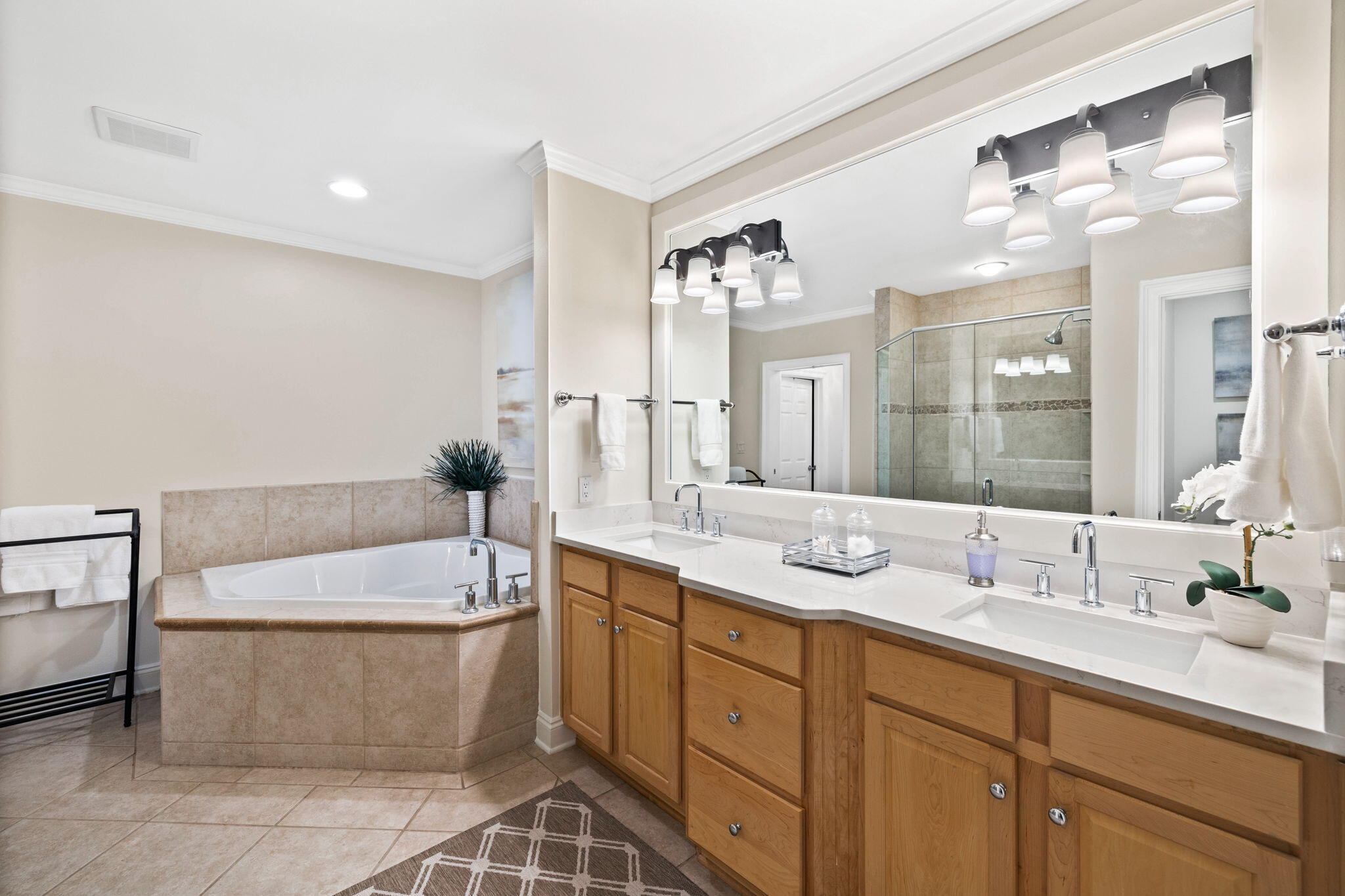 56 Blue Mountain Road, B104