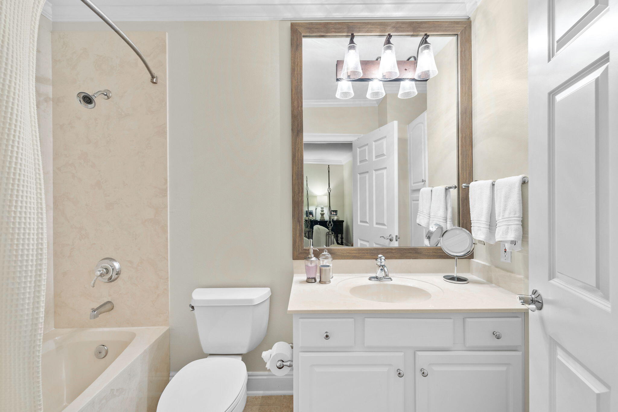 56 Blue Mountain Road, B104