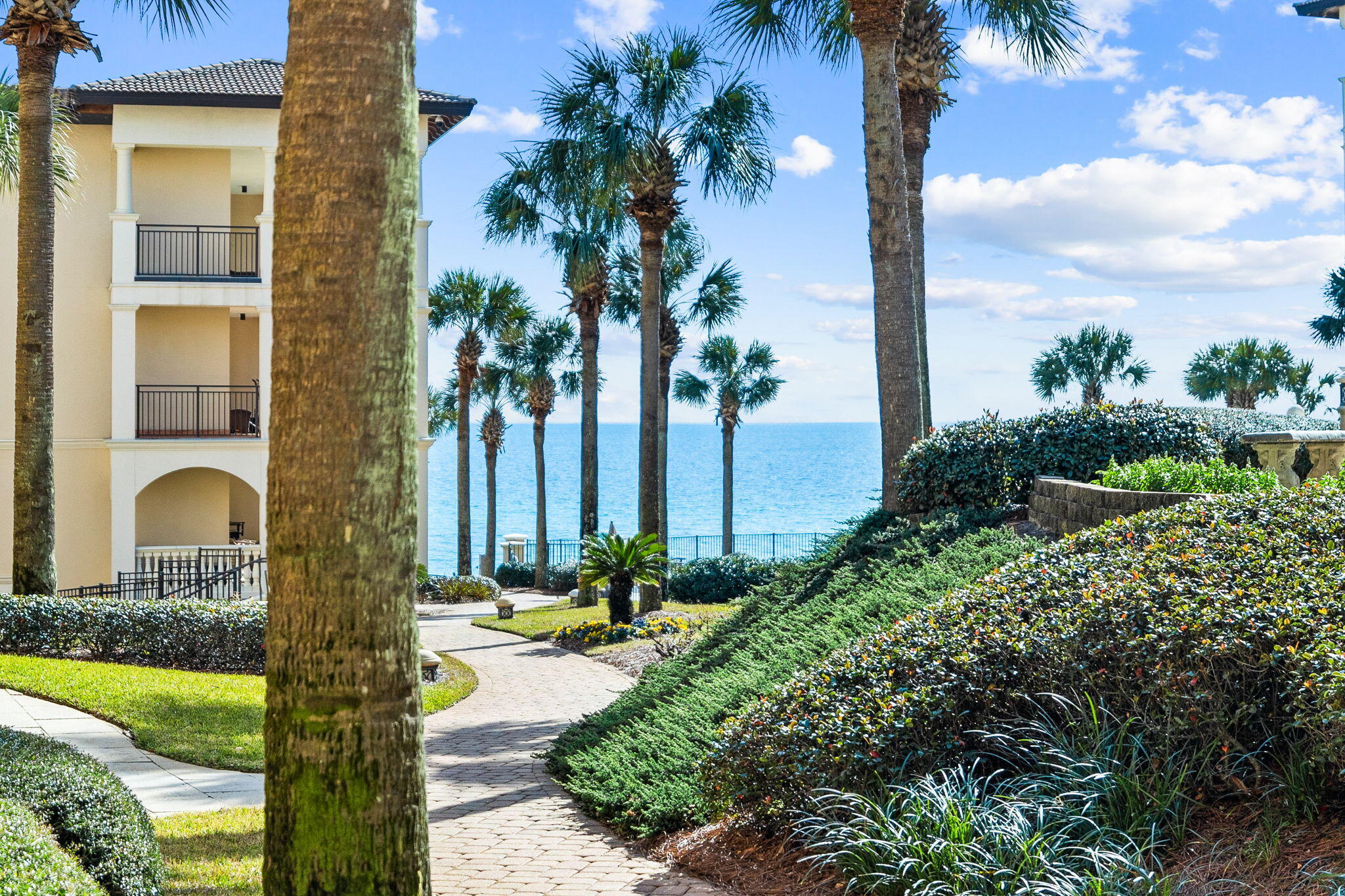 56 Blue Mountain Road, B104