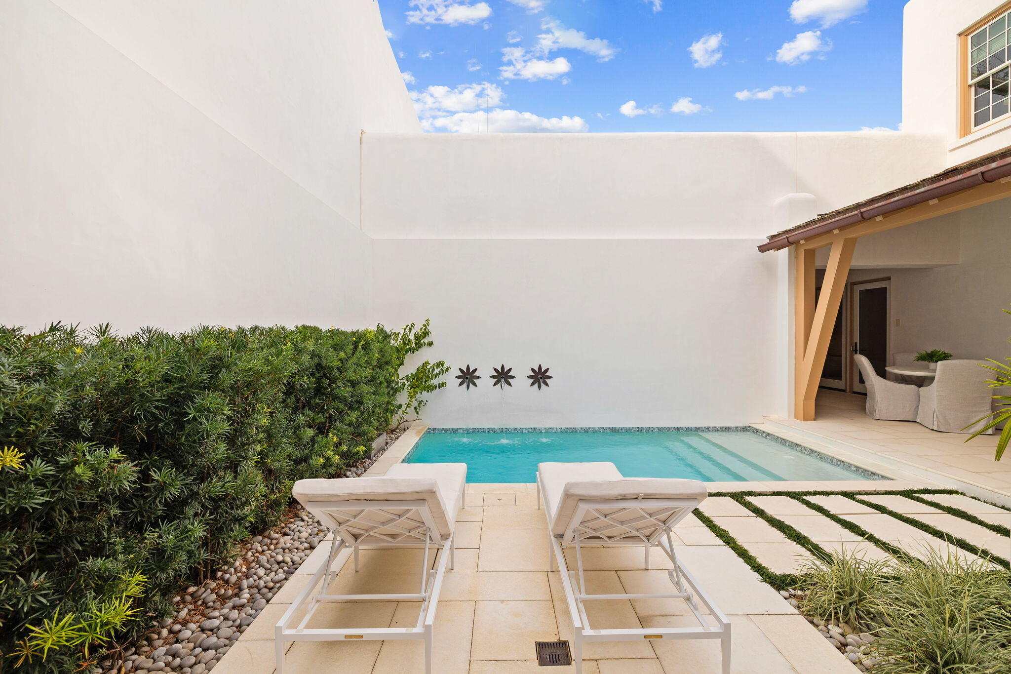 65 N Castle Harbour Drive