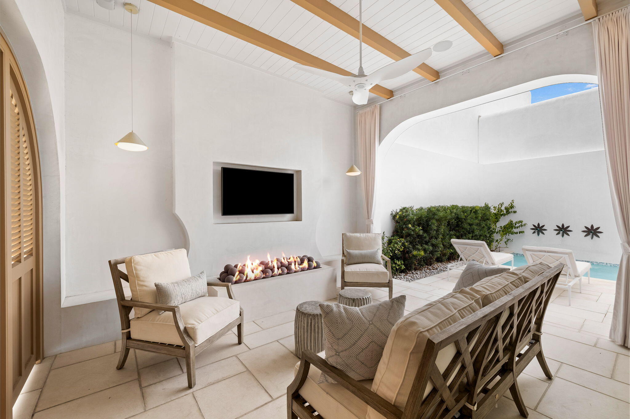 65 N Castle Harbour Drive