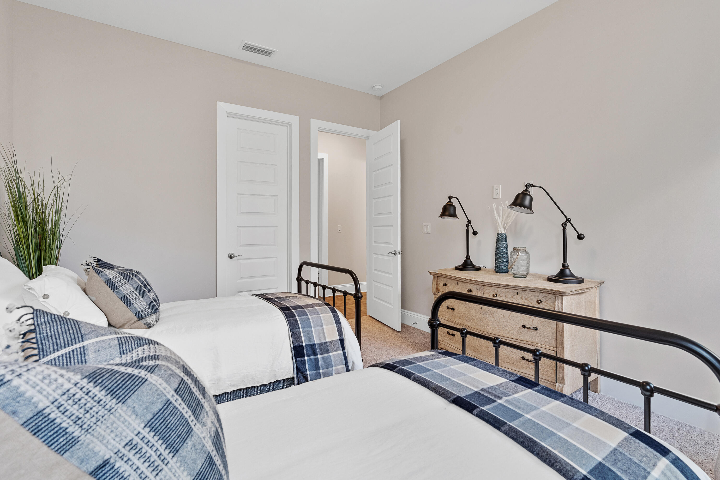 8 MACKENZIE Lane, Lot 35