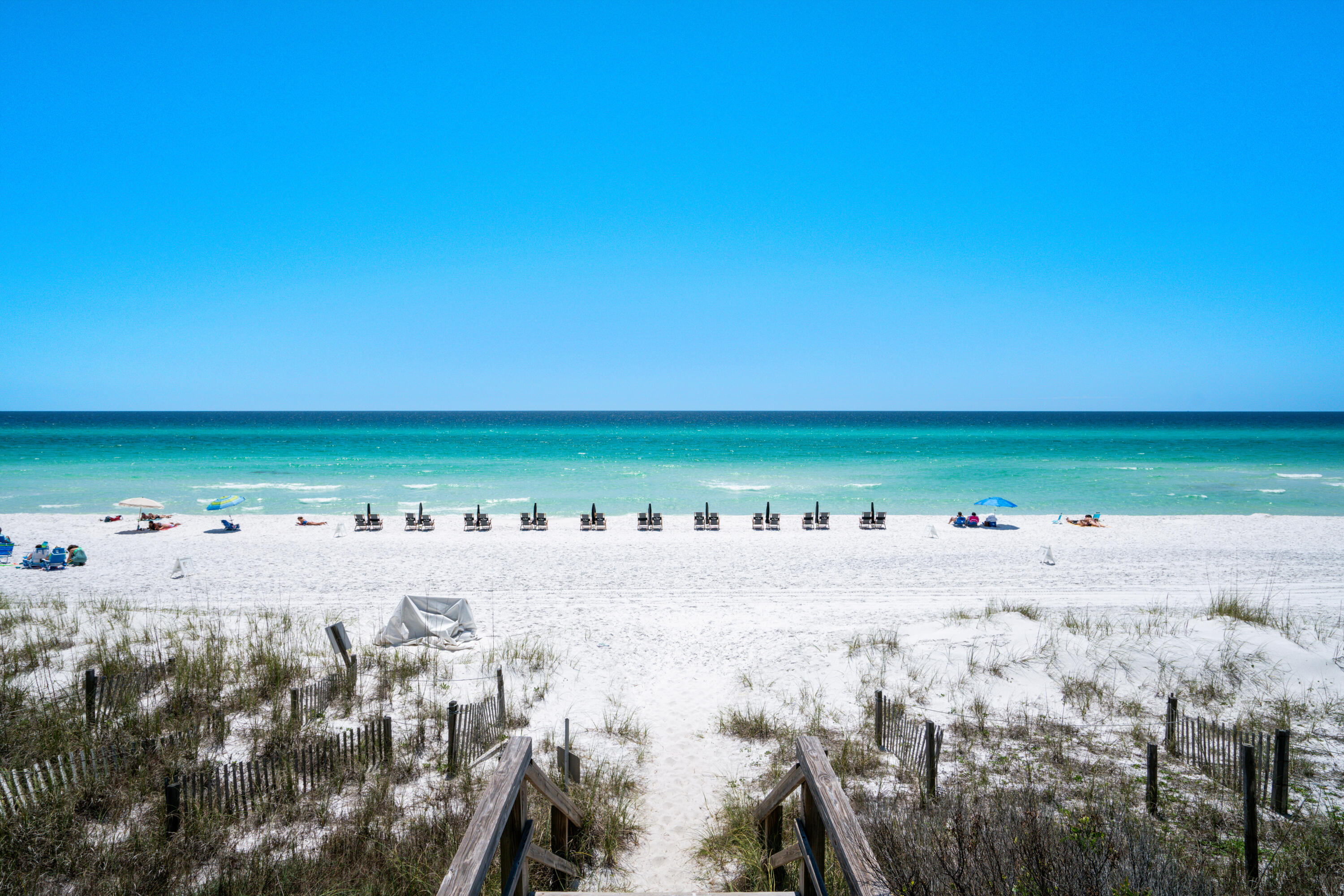 6015 W County Highway 30A, 203