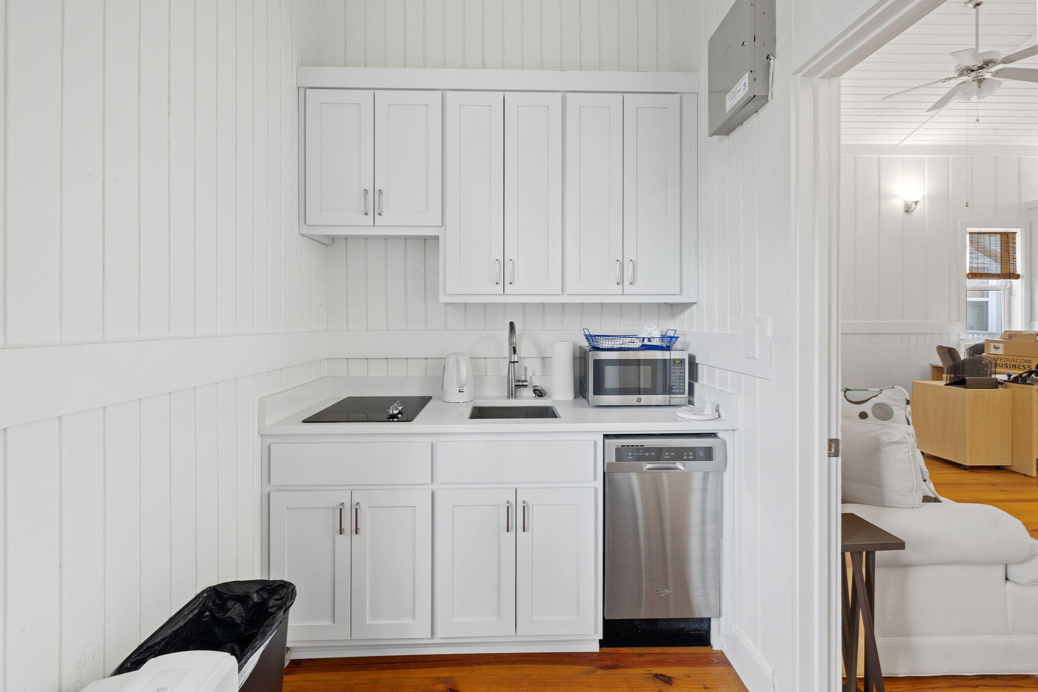 1394 S Co Hwy 283, 6