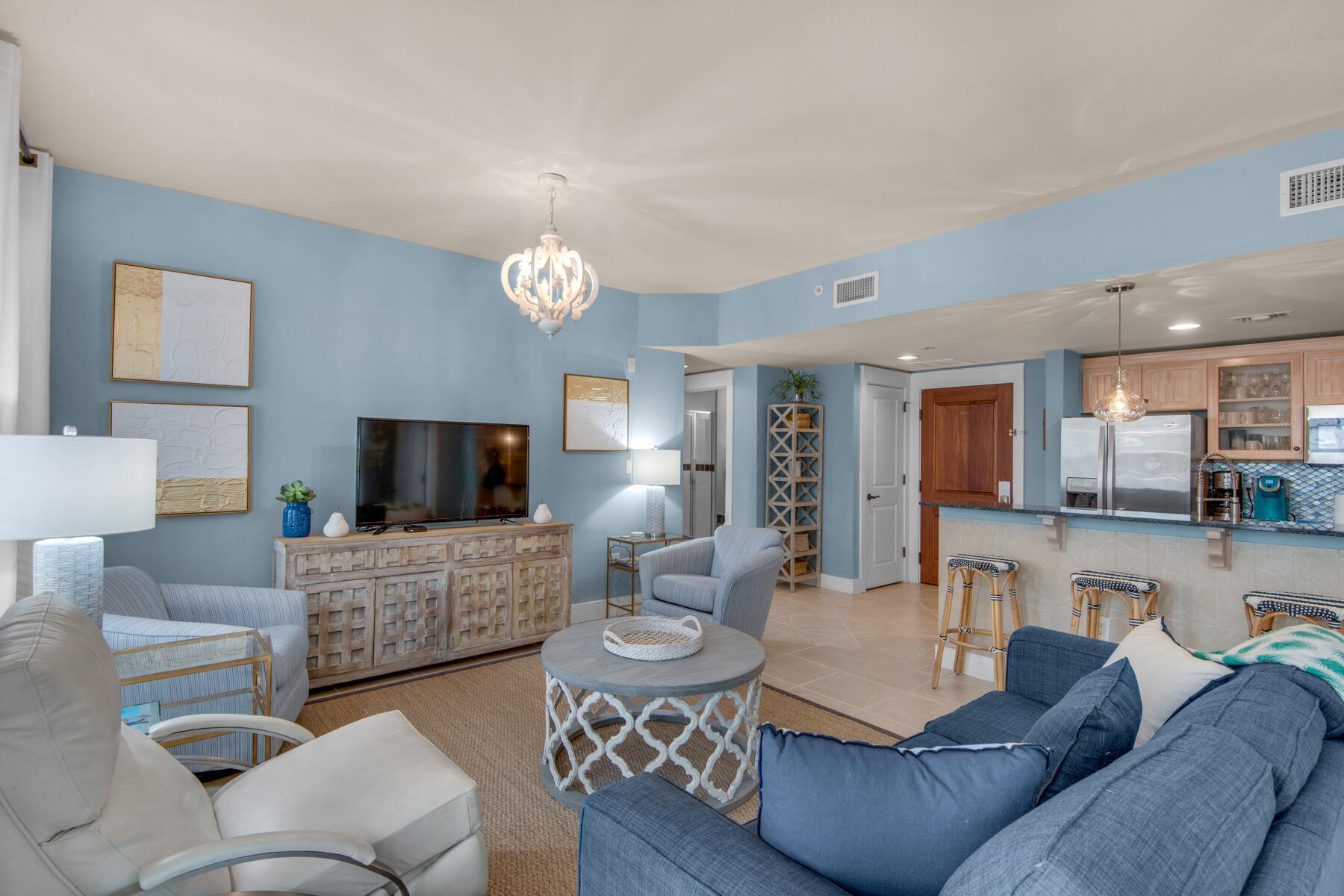 9100 Baytowne Wharf Boulevard, 270/272