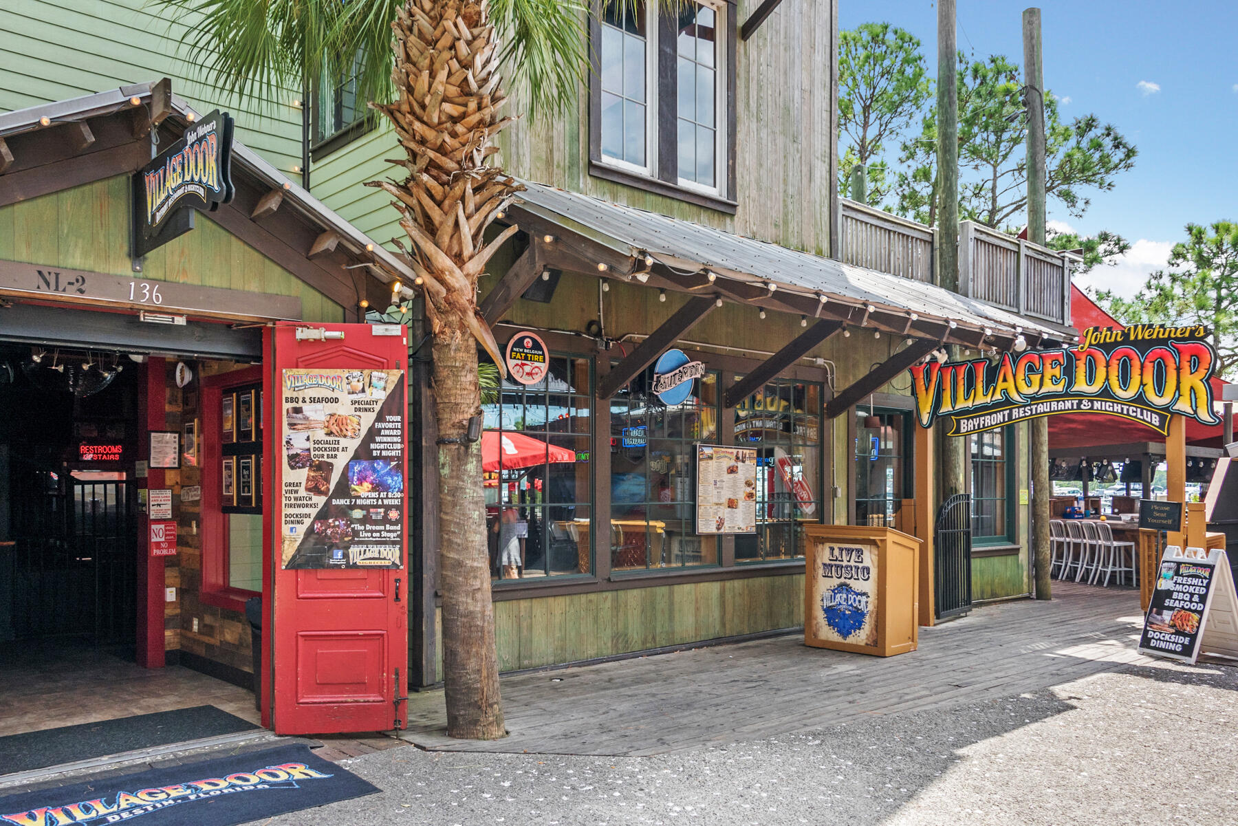 9100 Baytowne Wharf Boulevard, 270/272