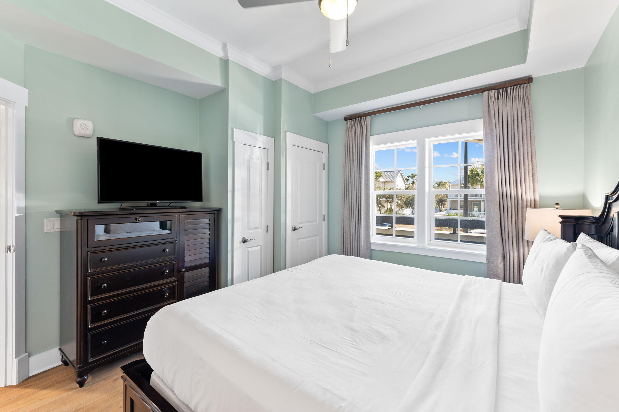 100 Matthew Boulevard, 108