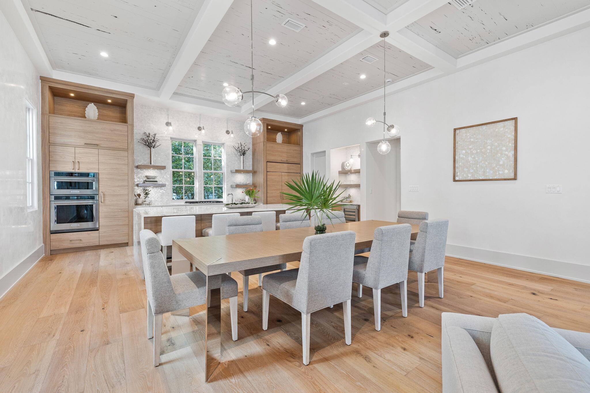 208 Sand Oaks Circle