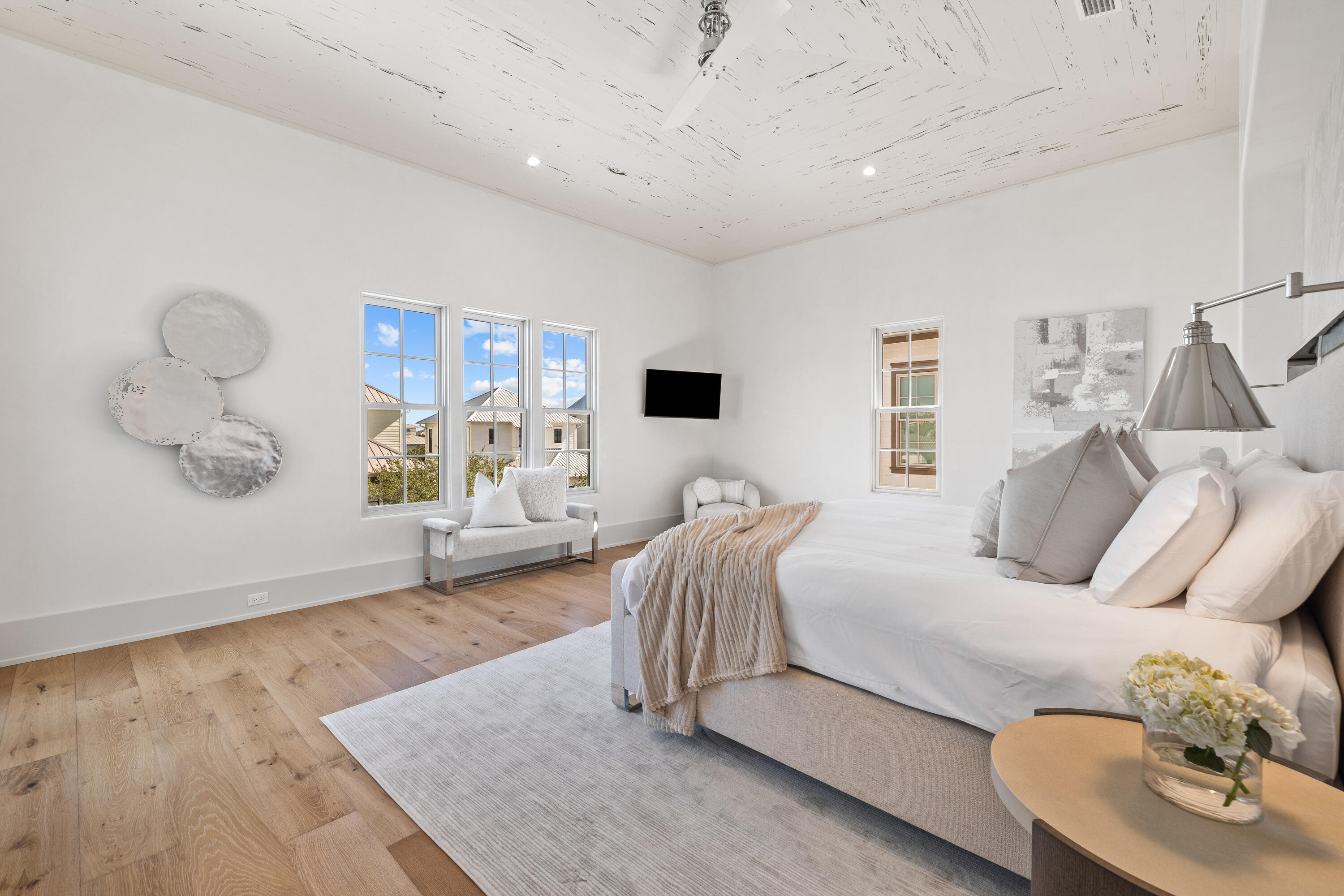 208 Sand Oaks Circle