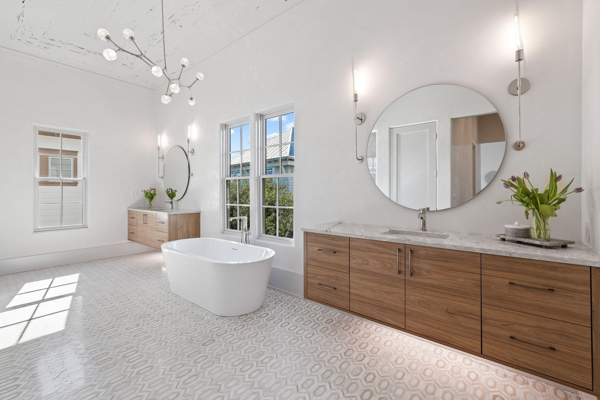 208 Sand Oaks Circle