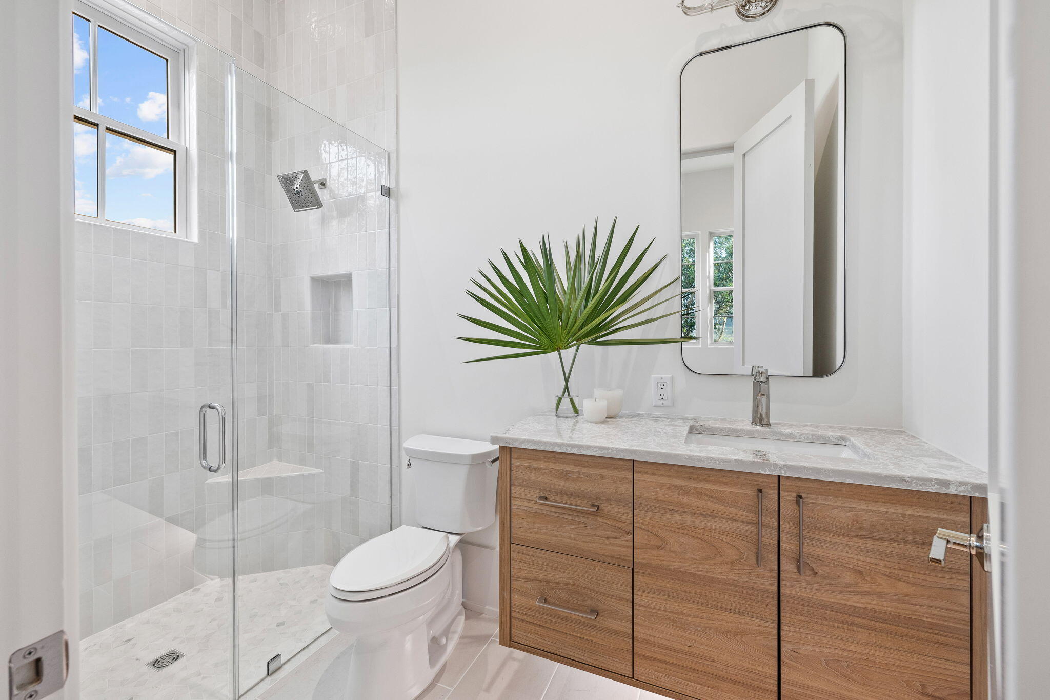 208 Sand Oaks Circle