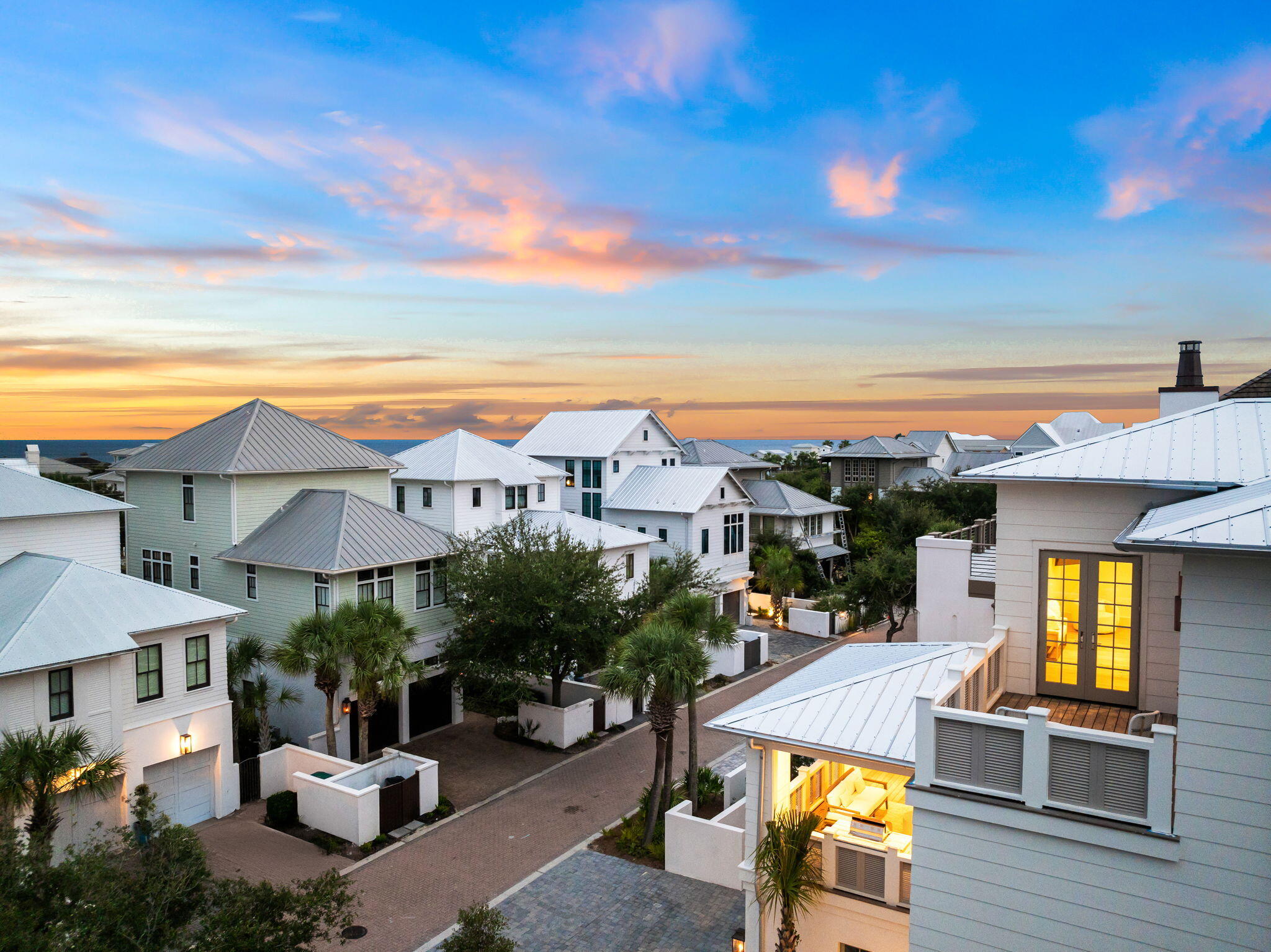 208 Sand Oaks Circle