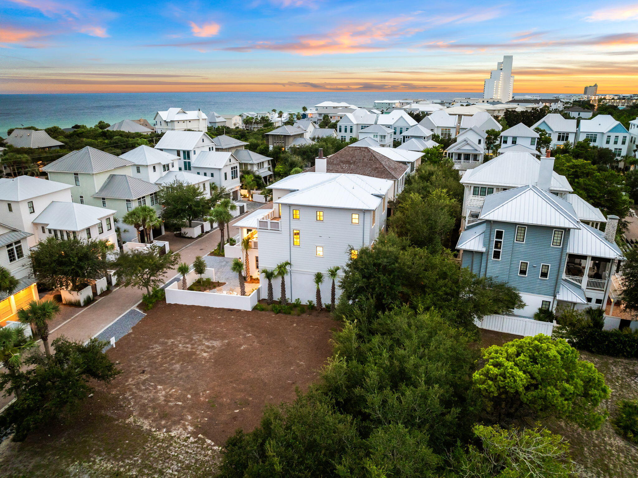 208 Sand Oaks Circle