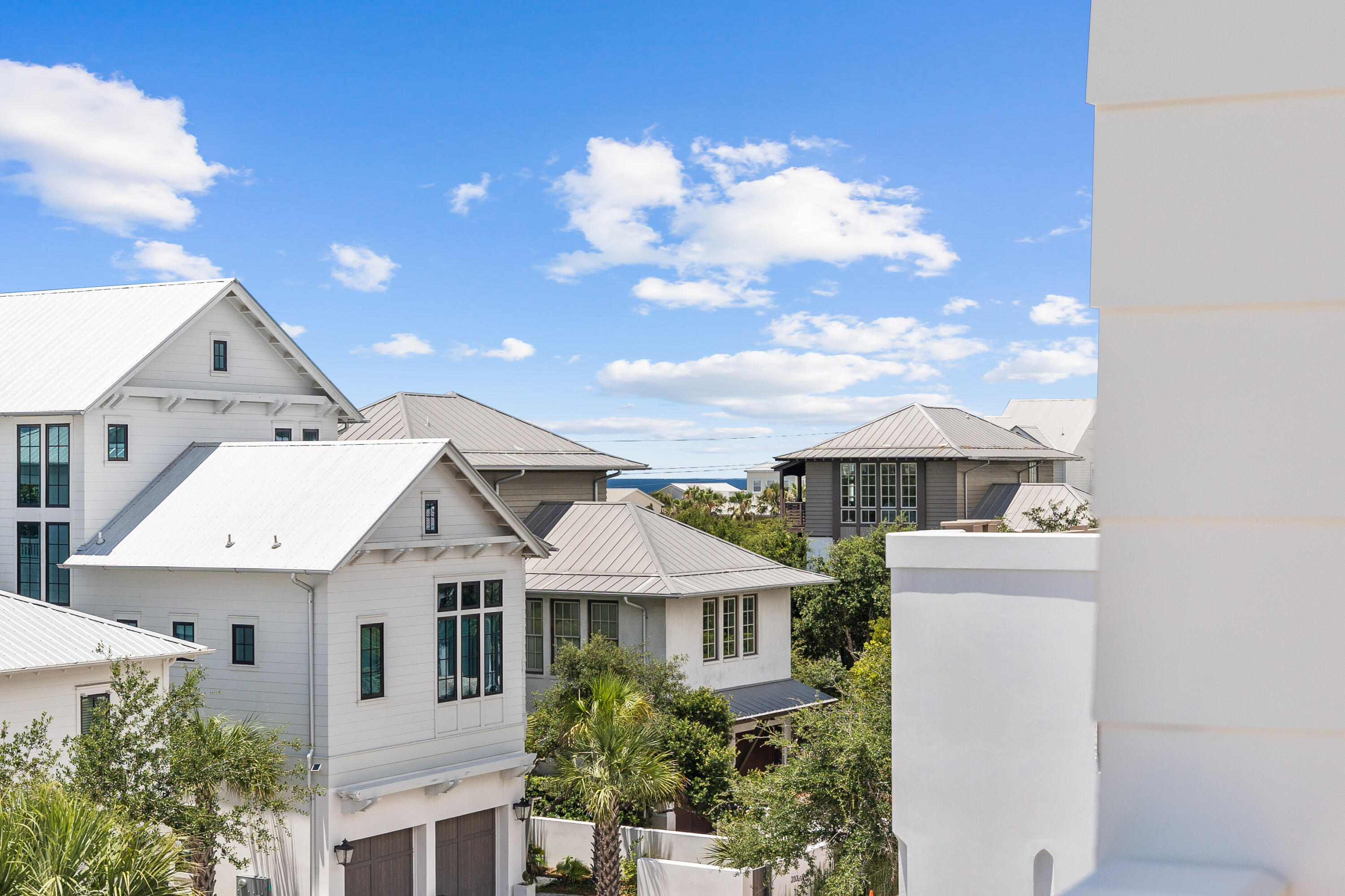 208 Sand Oaks Circle