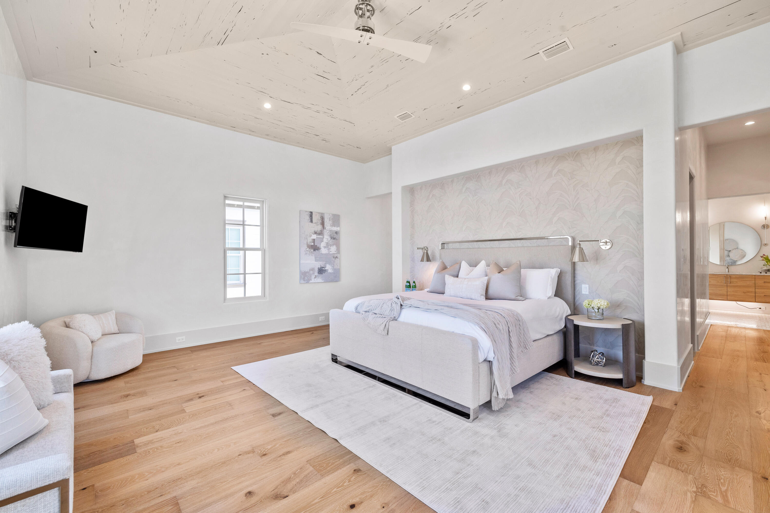 208 Sand Oaks Circle