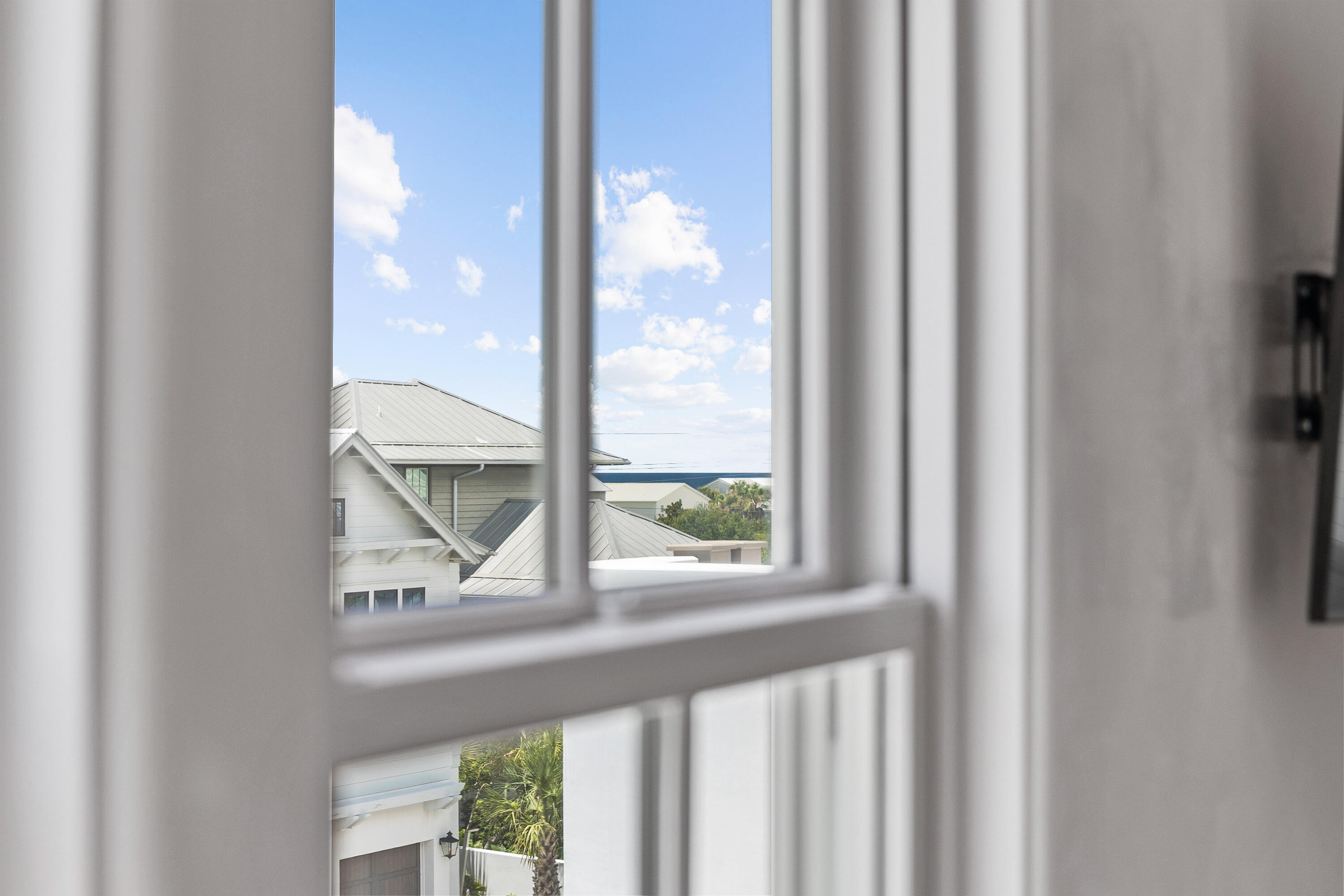 208 Sand Oaks Circle