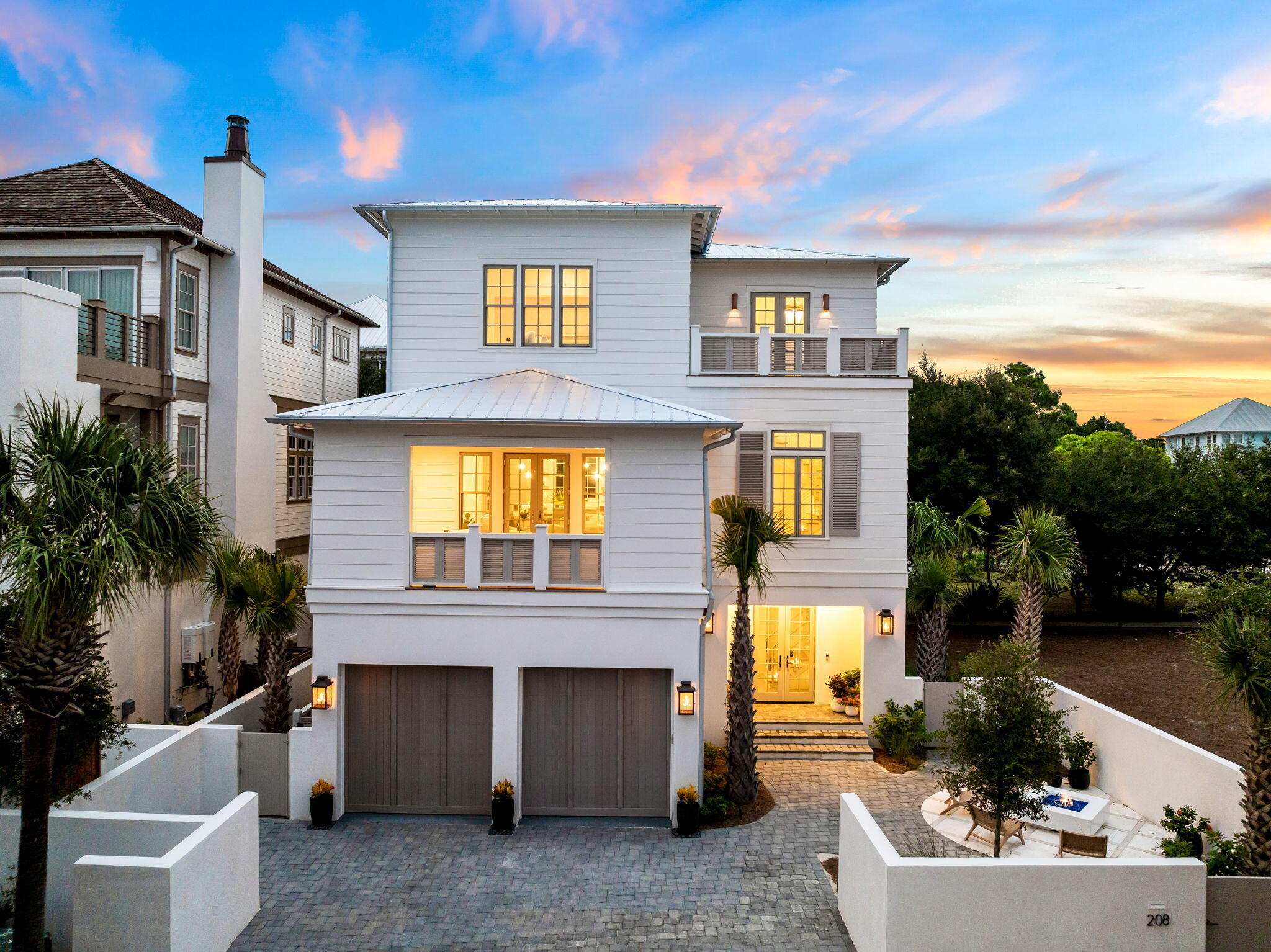 208 Sand Oaks Circle