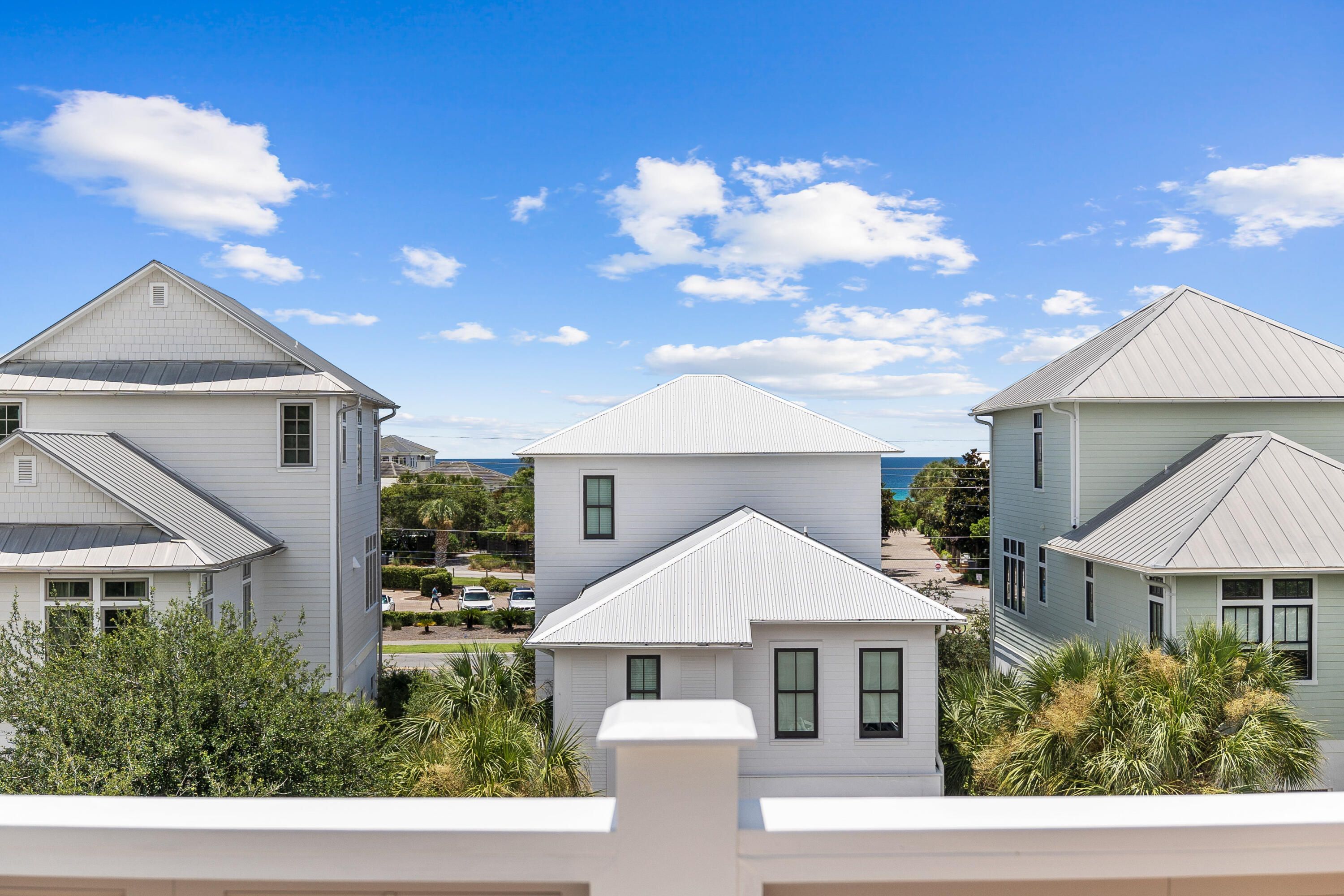 208 Sand Oaks Circle