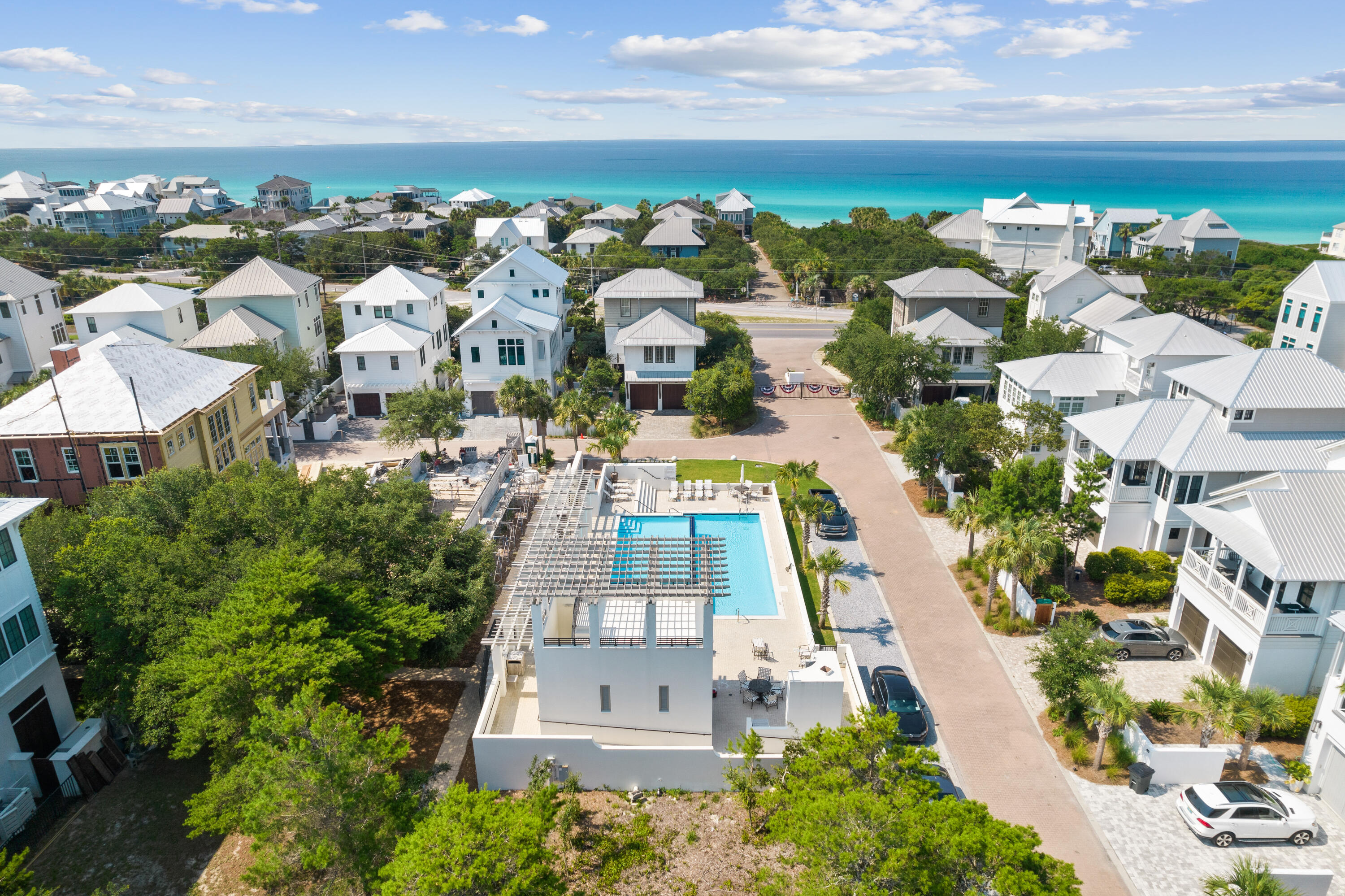 208 Sand Oaks Circle