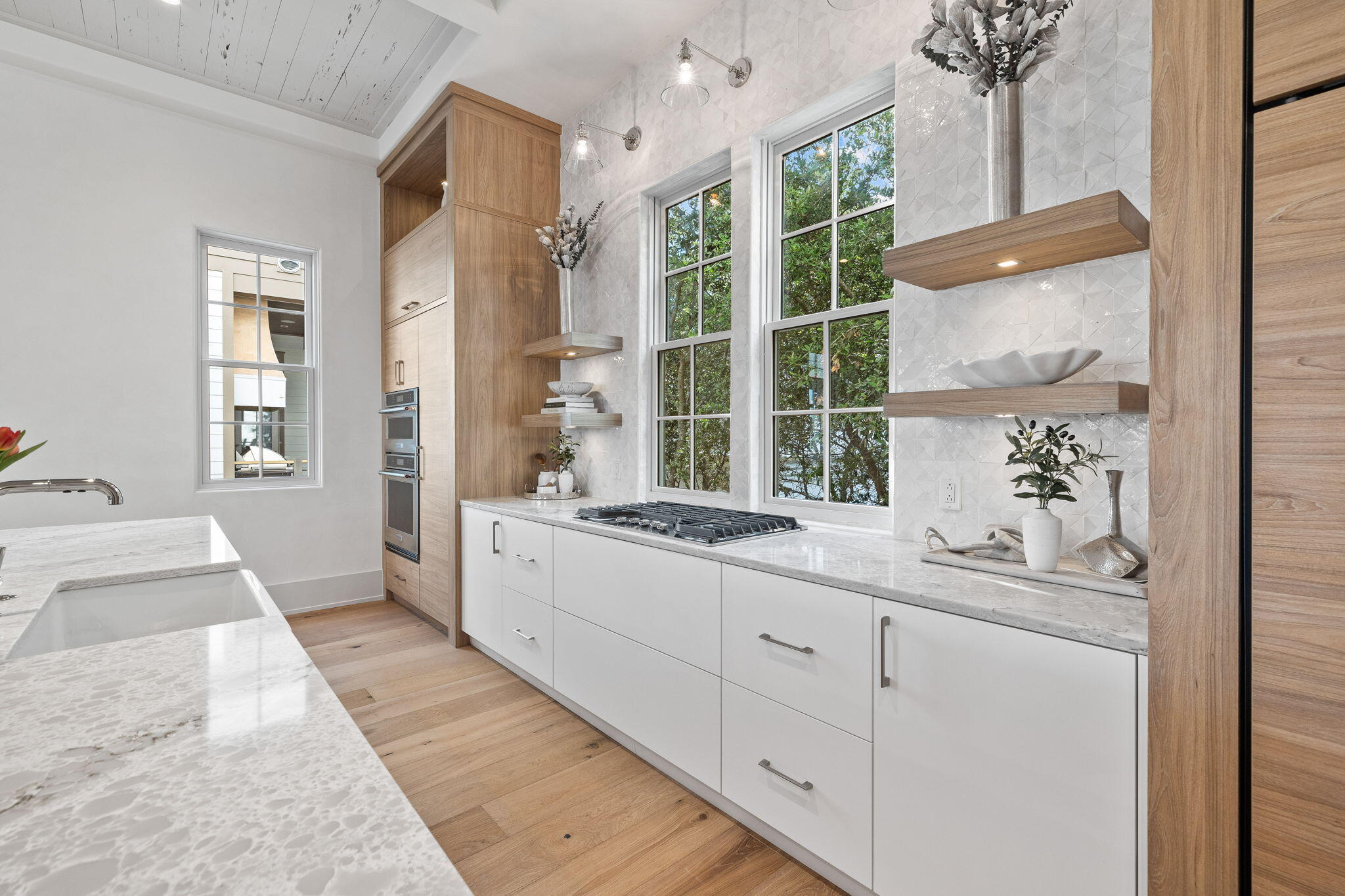 208 Sand Oaks Circle