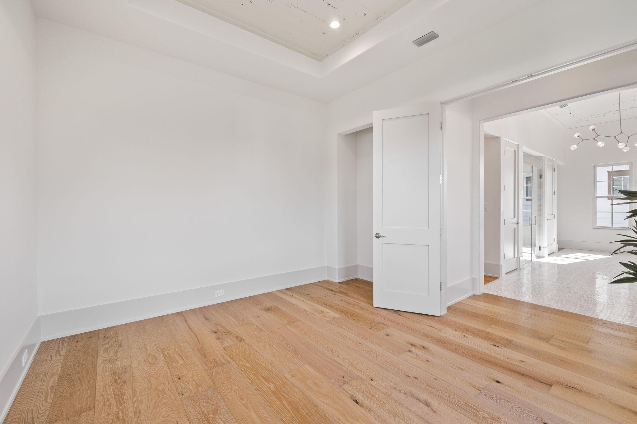 208 Sand Oaks Circle