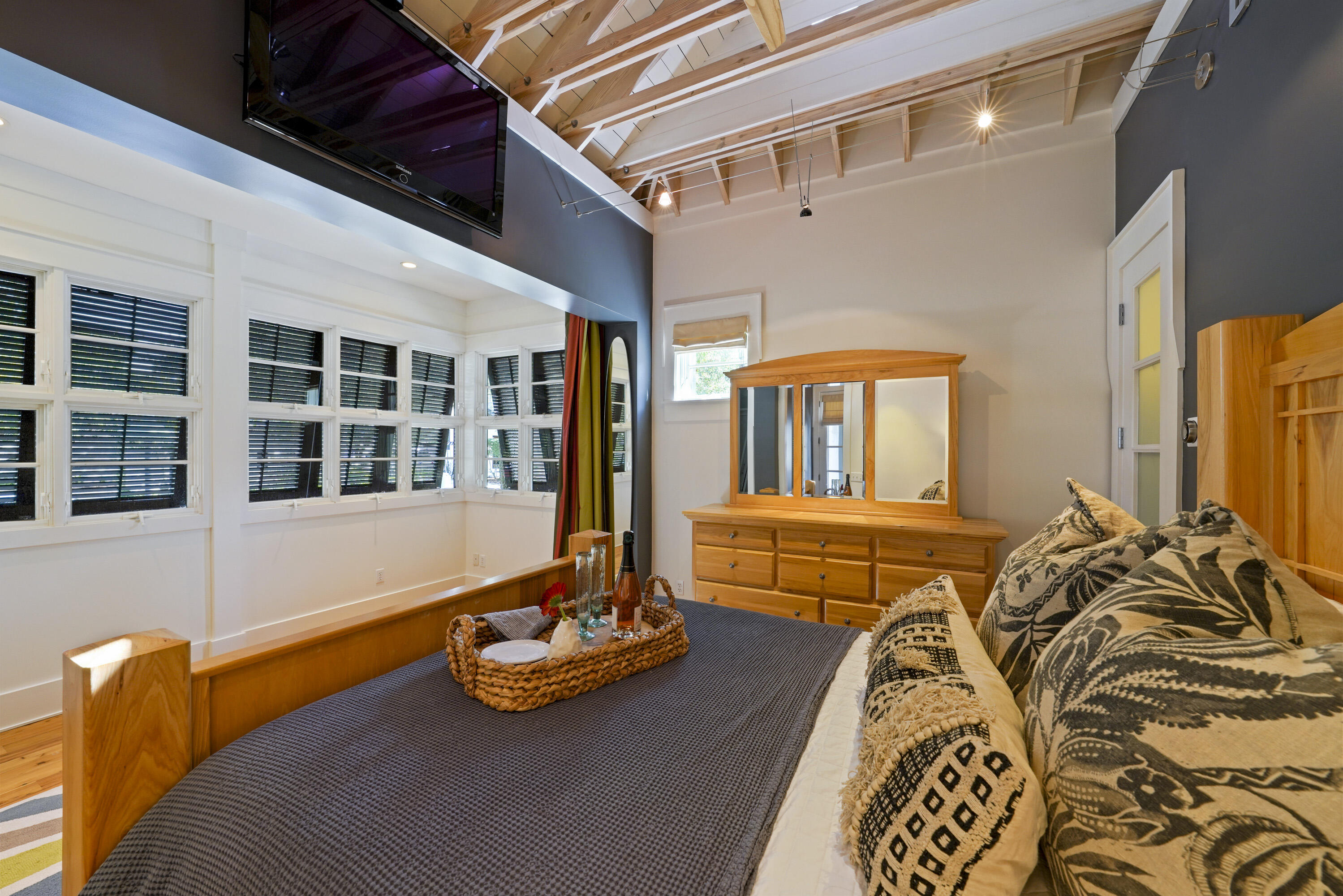 89 Georgetown Avenue